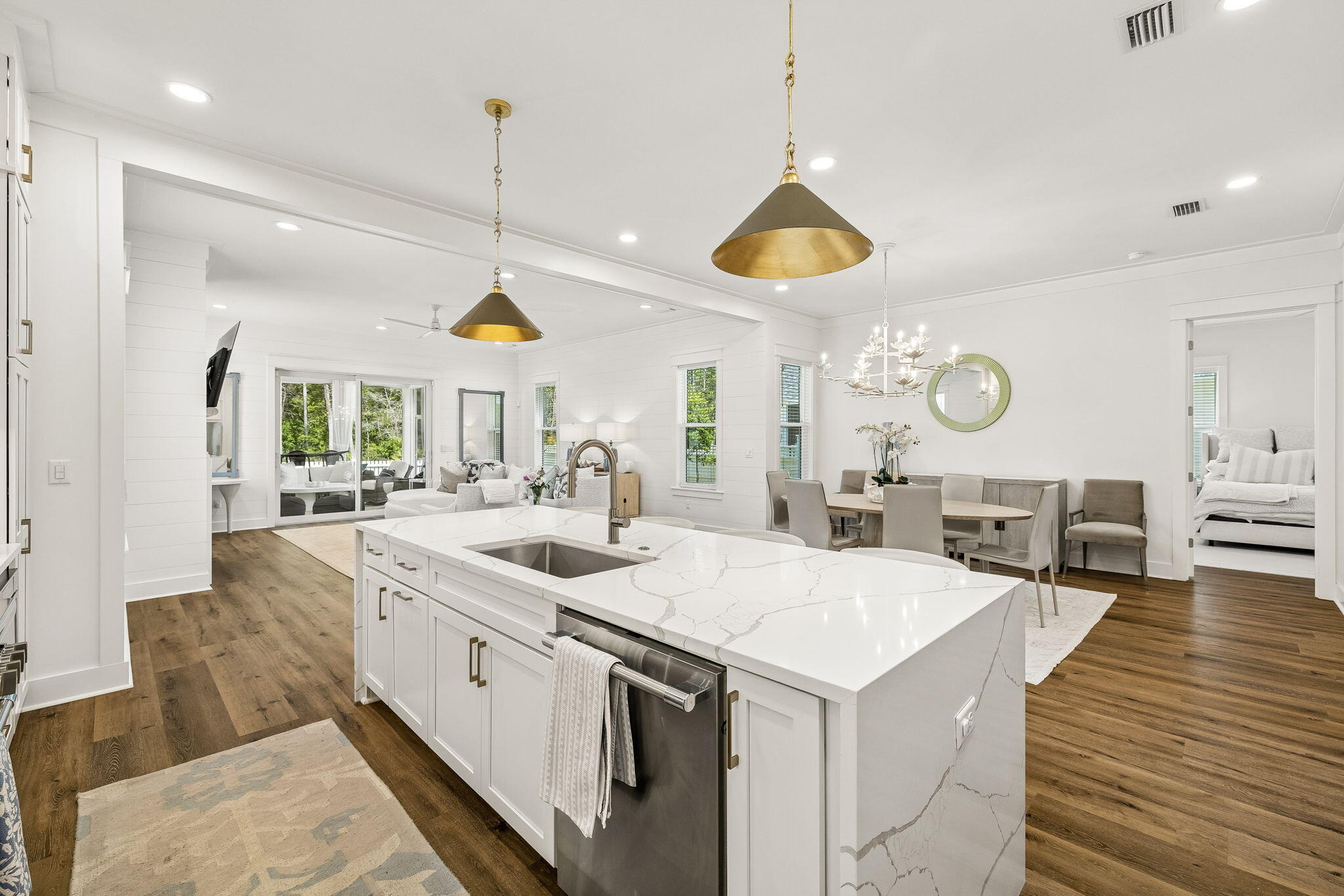 113 E Pollard Cove