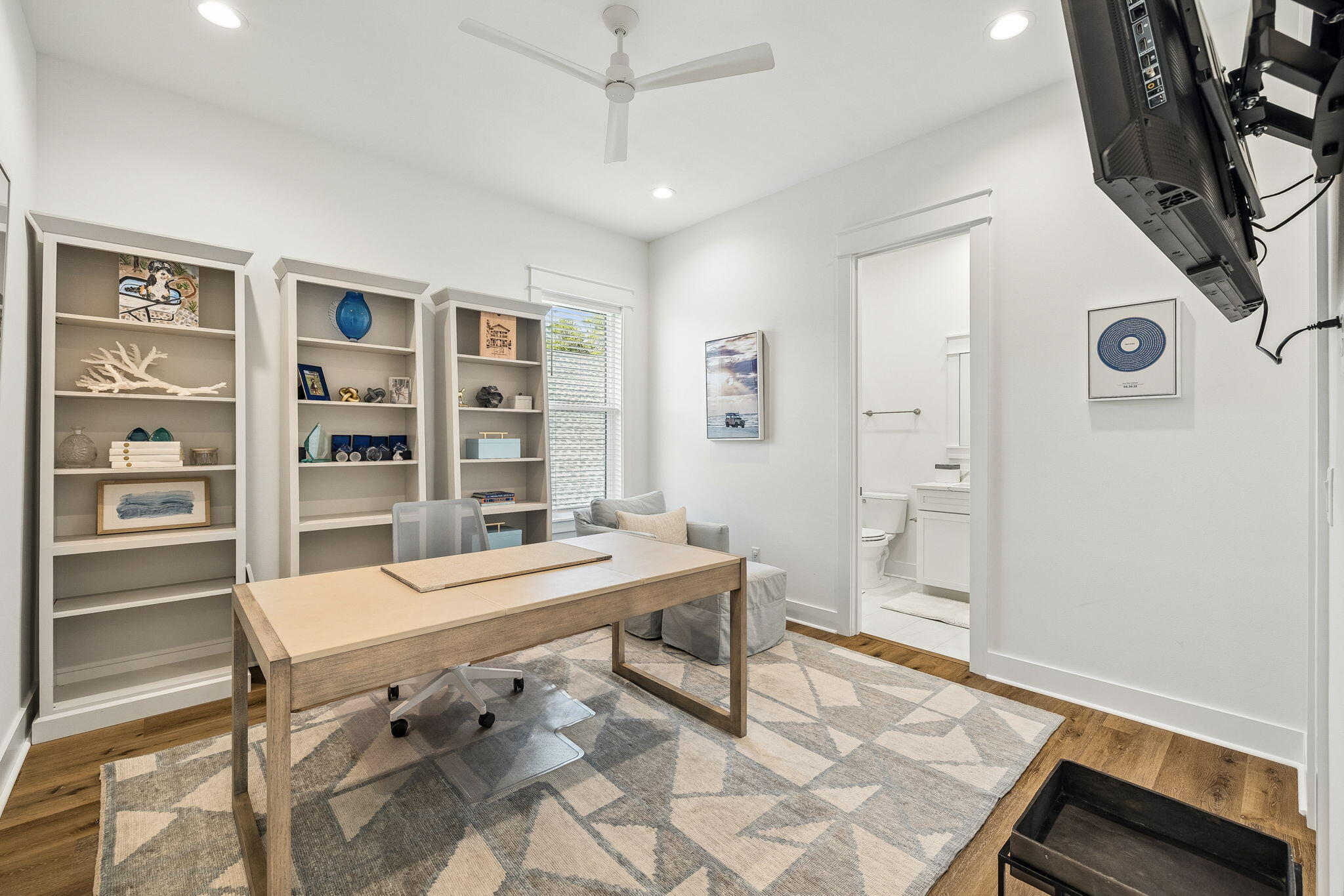 113 E Pollard Cove