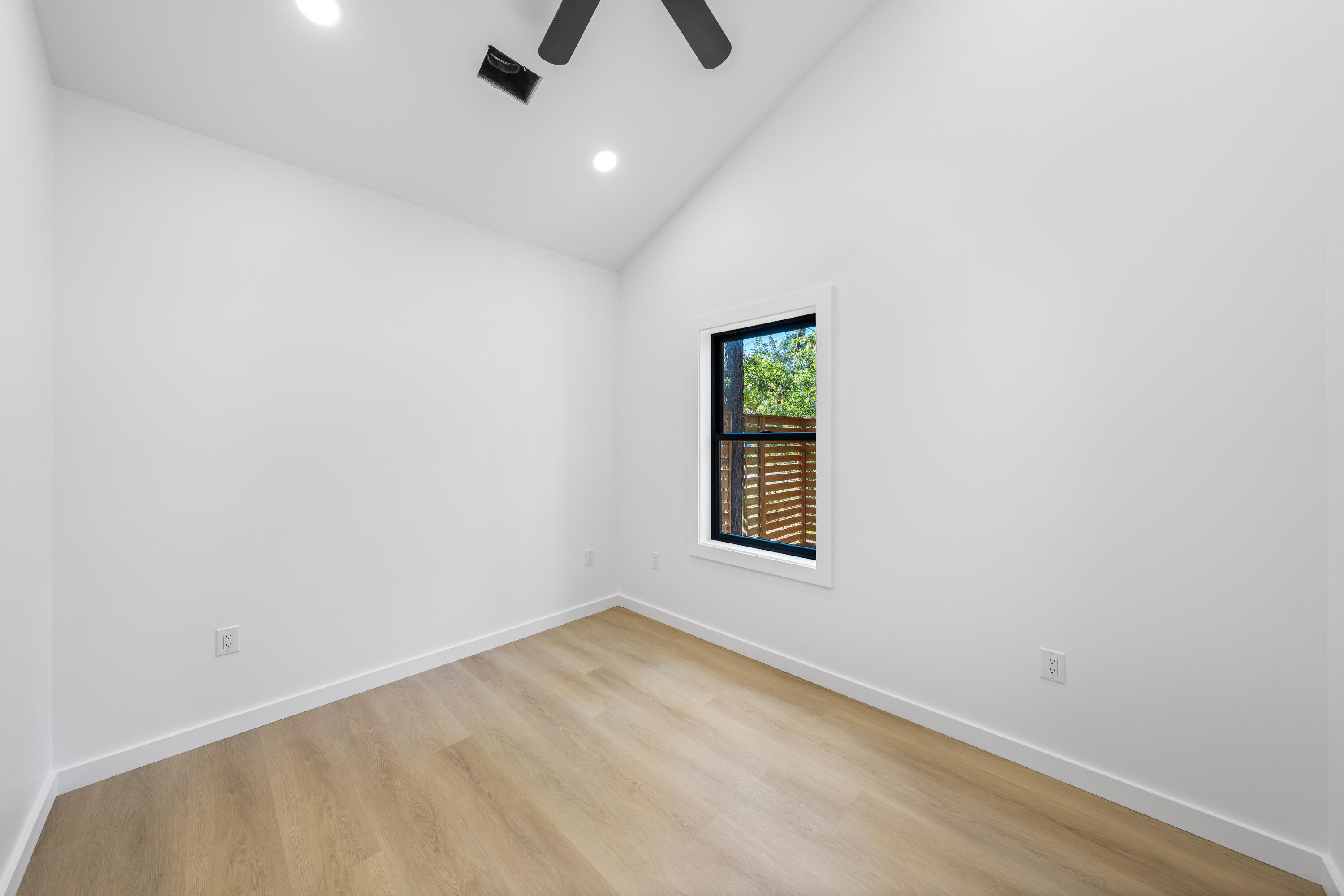 47 Currumbin Aly