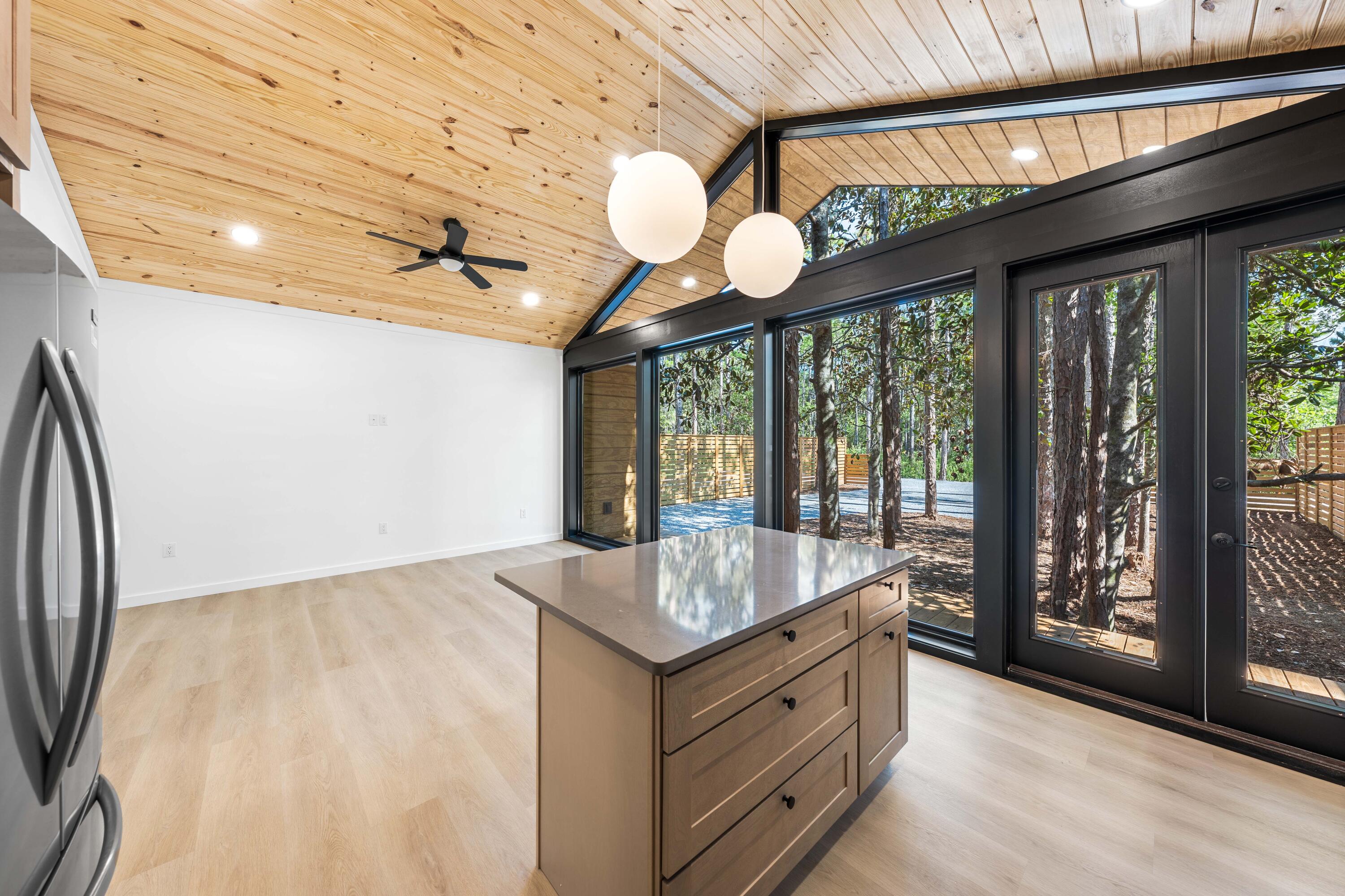 47 Currumbin Aly