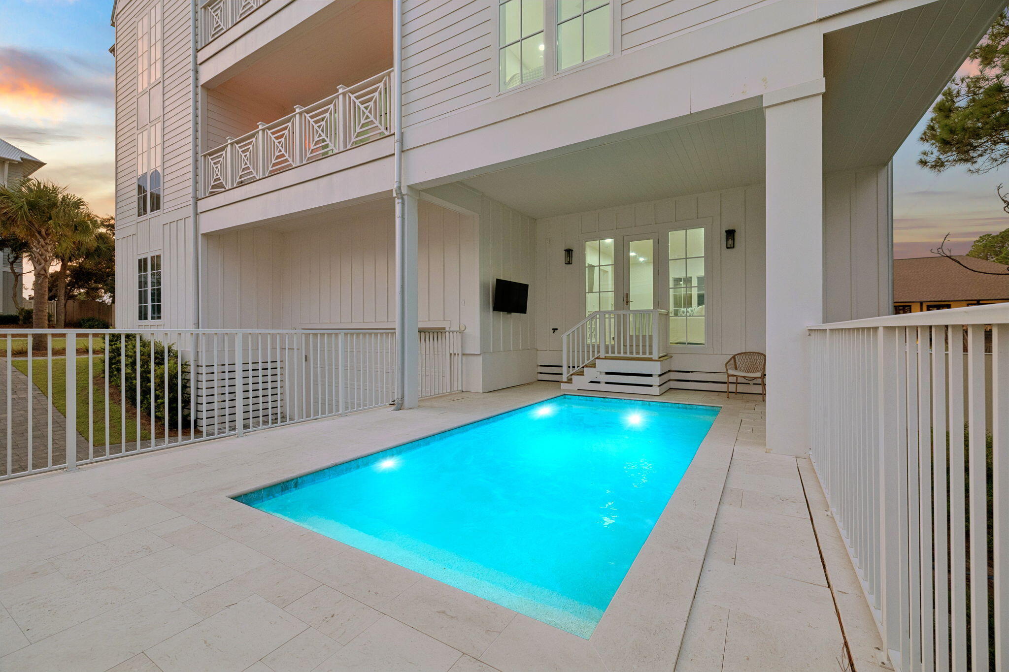66 Woodward Drive