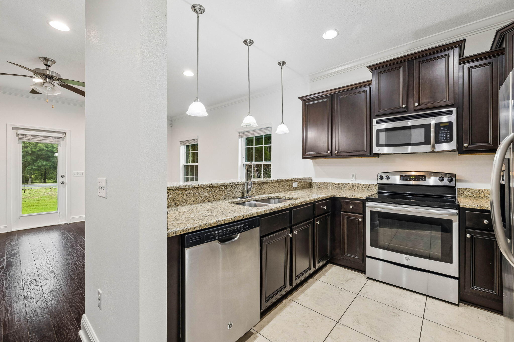 19 E Shady Oaks Lane UNIT A