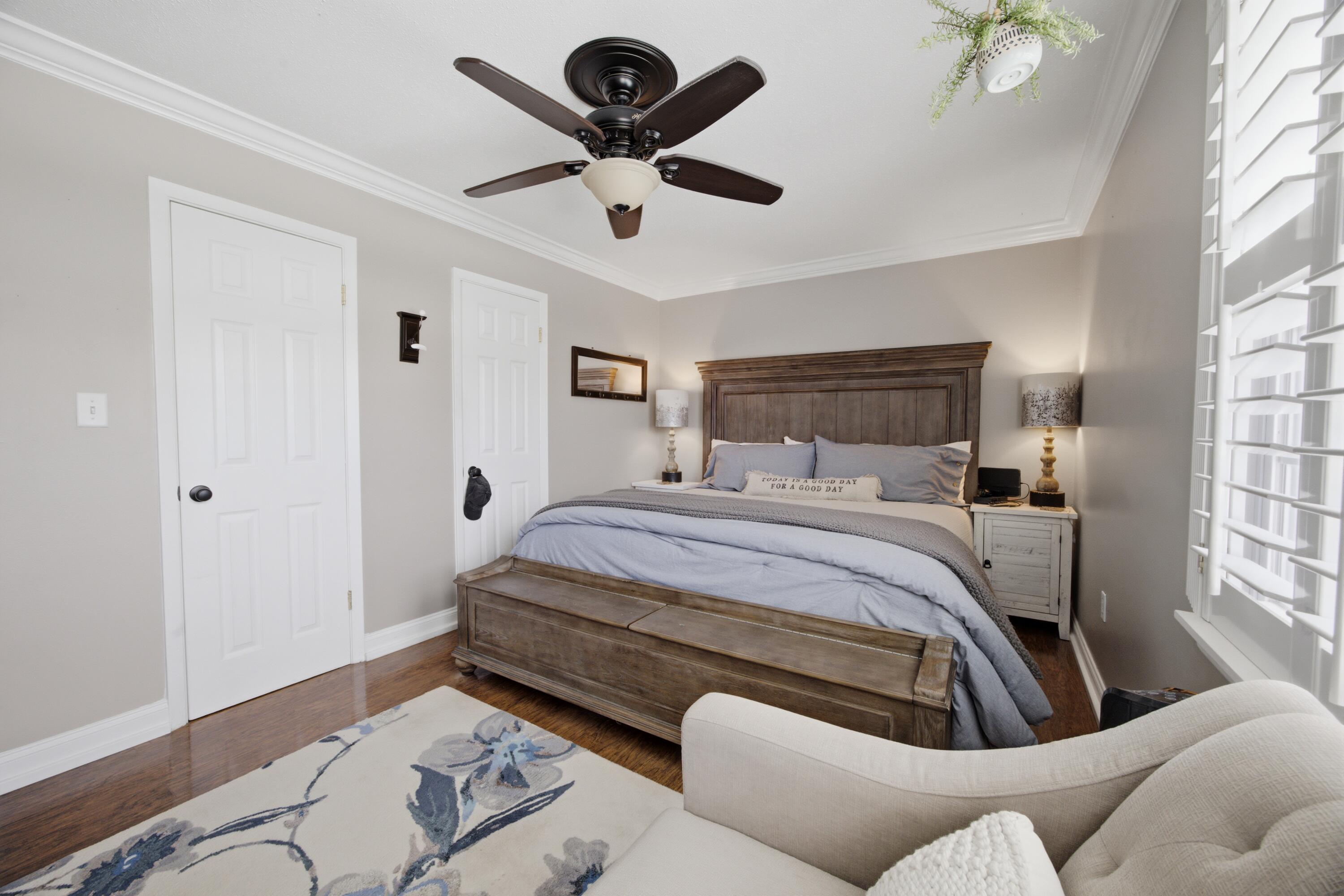 325 Echo Circle