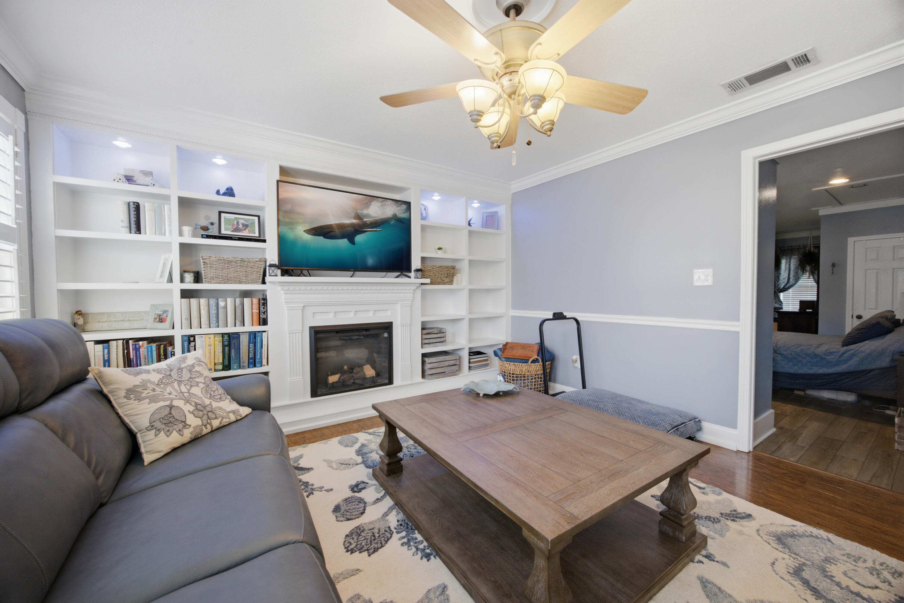 325 Echo Circle