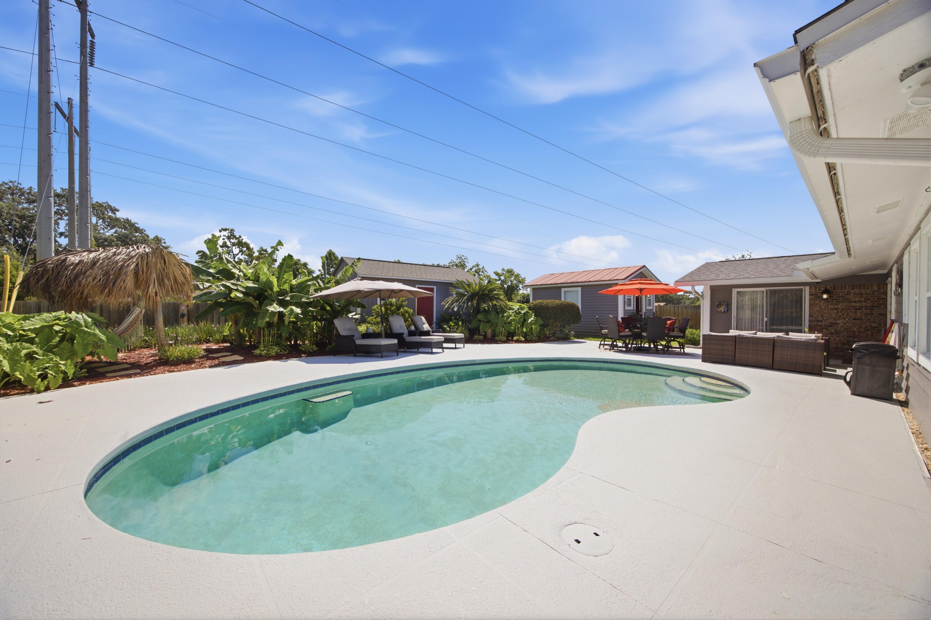 325 Echo Circle