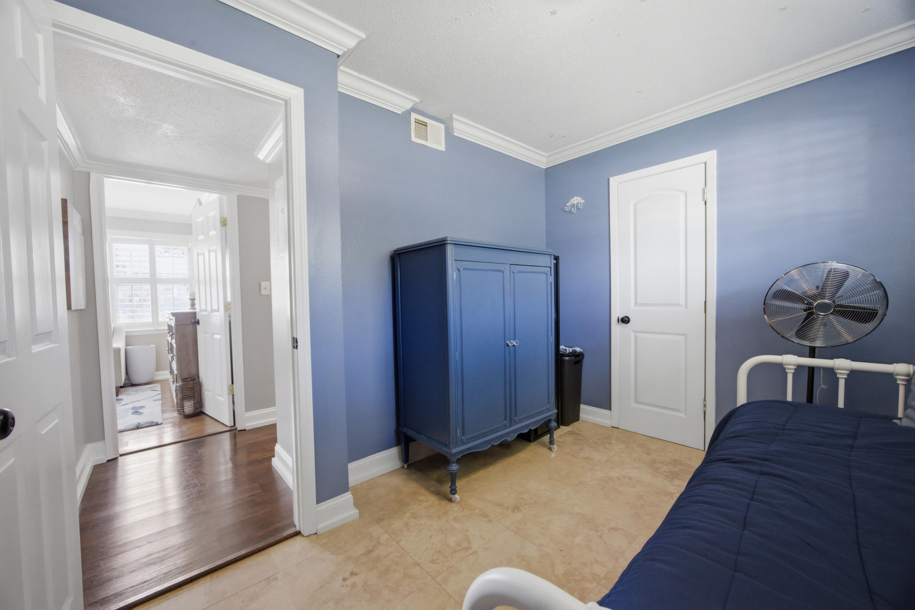 325 Echo Circle