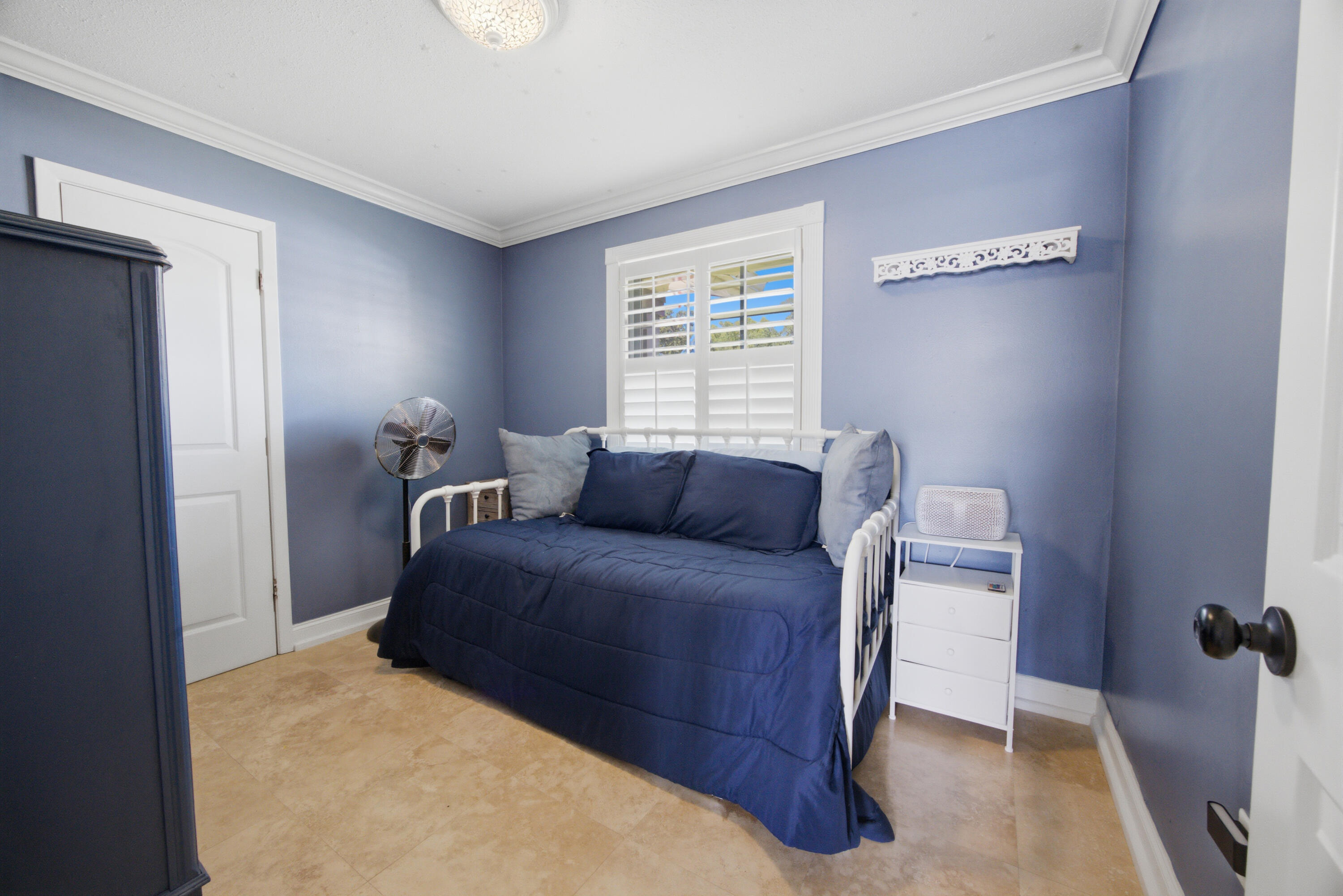 325 Echo Circle