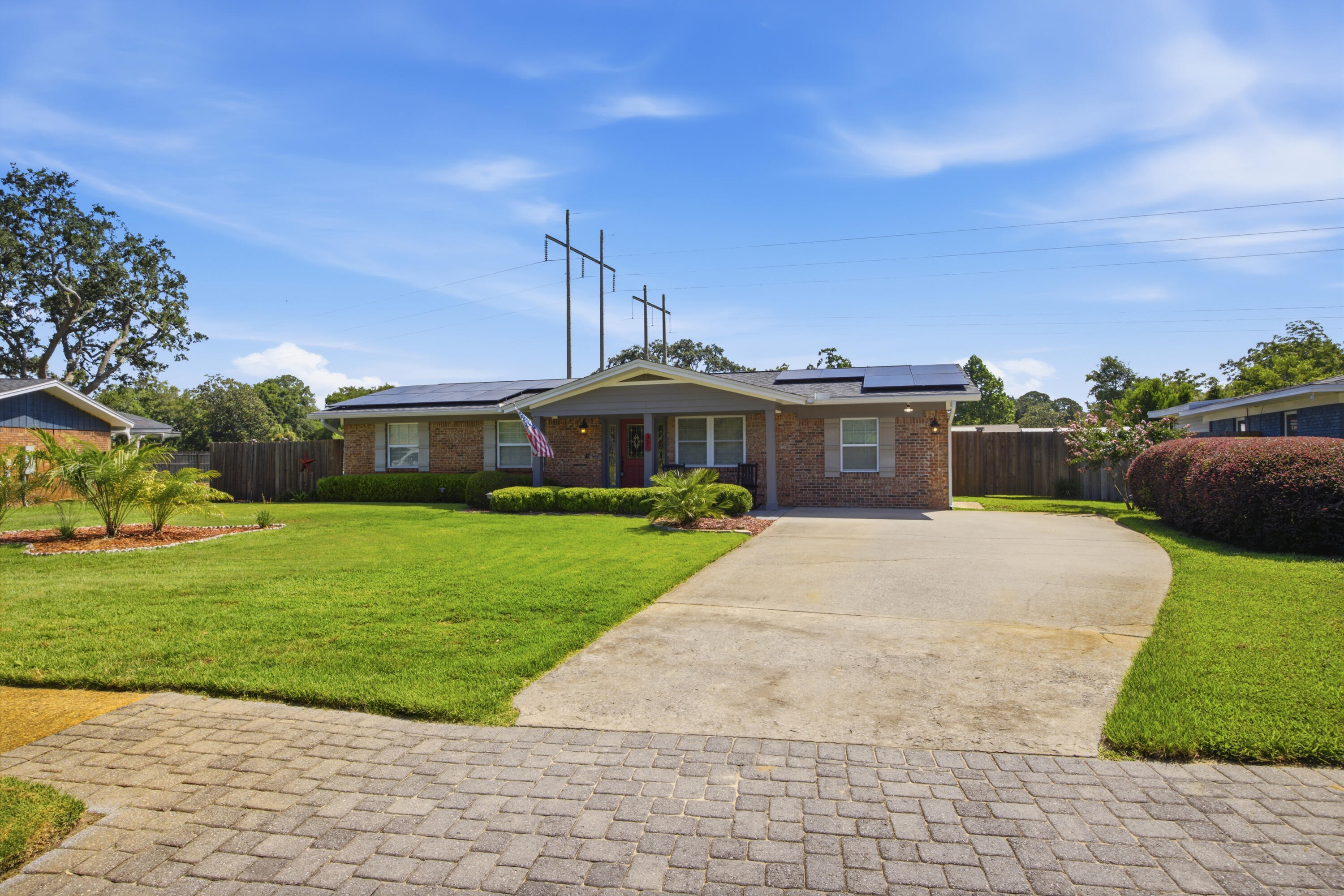 325 Echo Circle