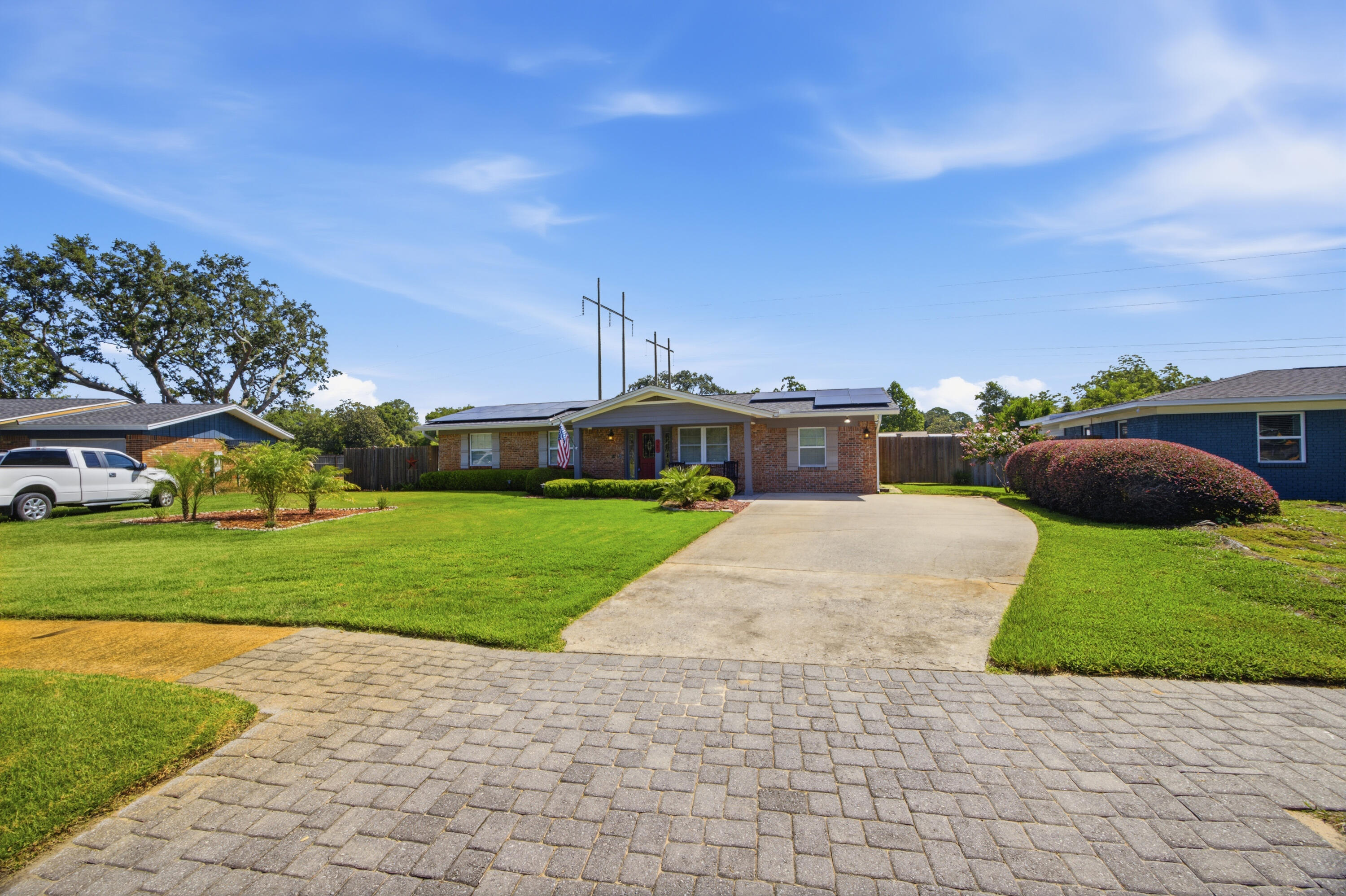 325 Echo Circle