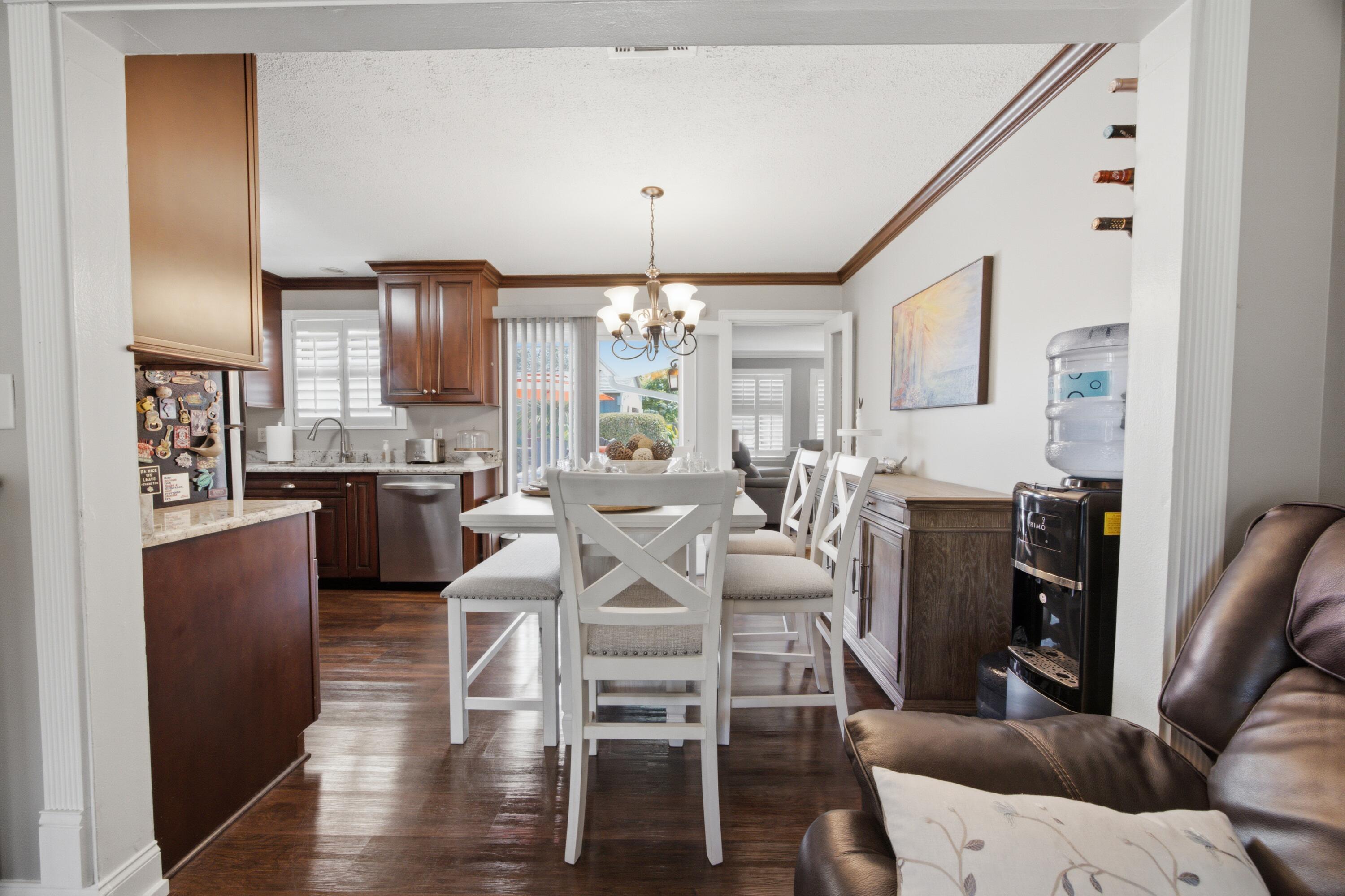 325 Echo Circle