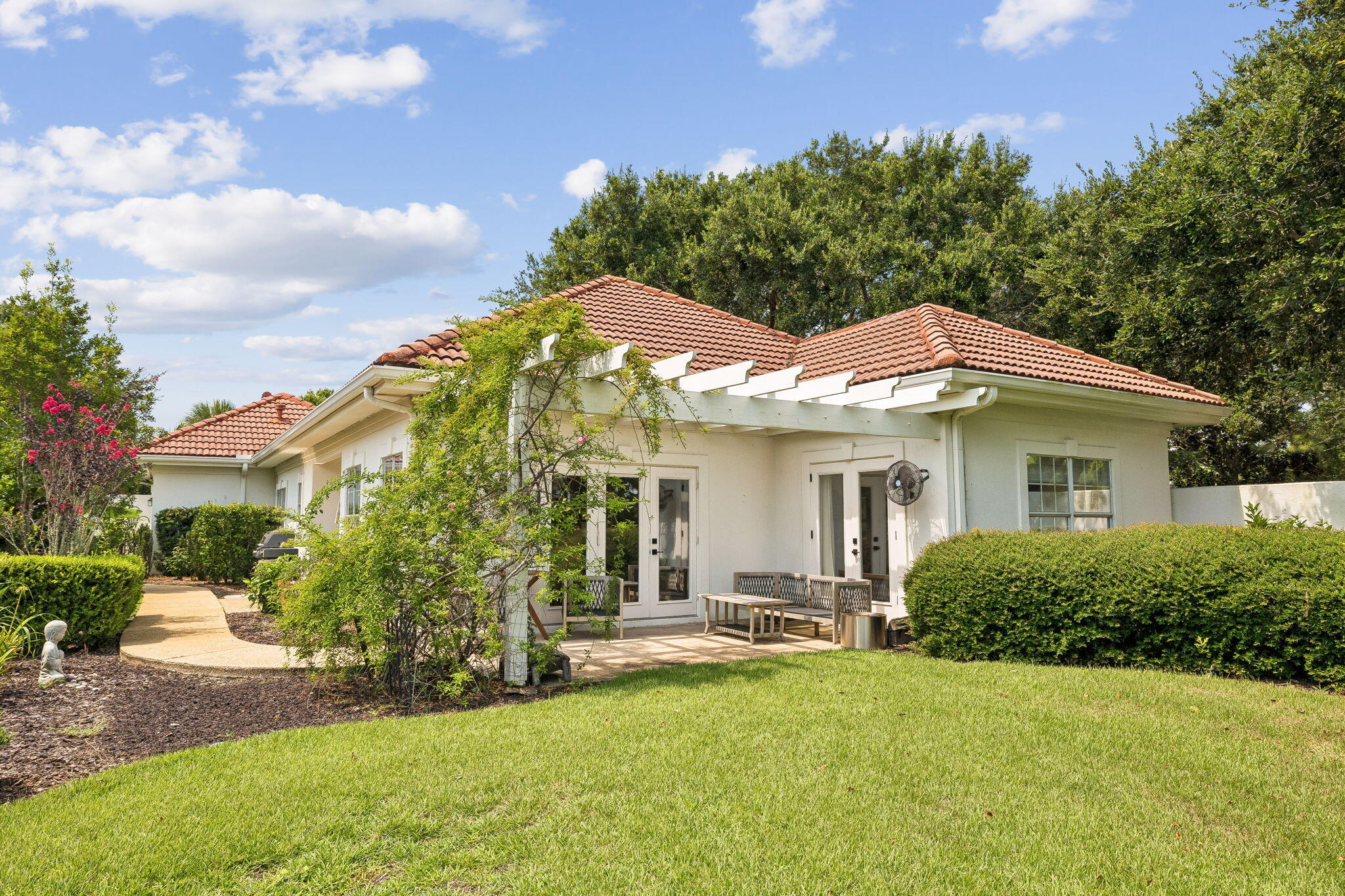 8012 Legend Creek Drive