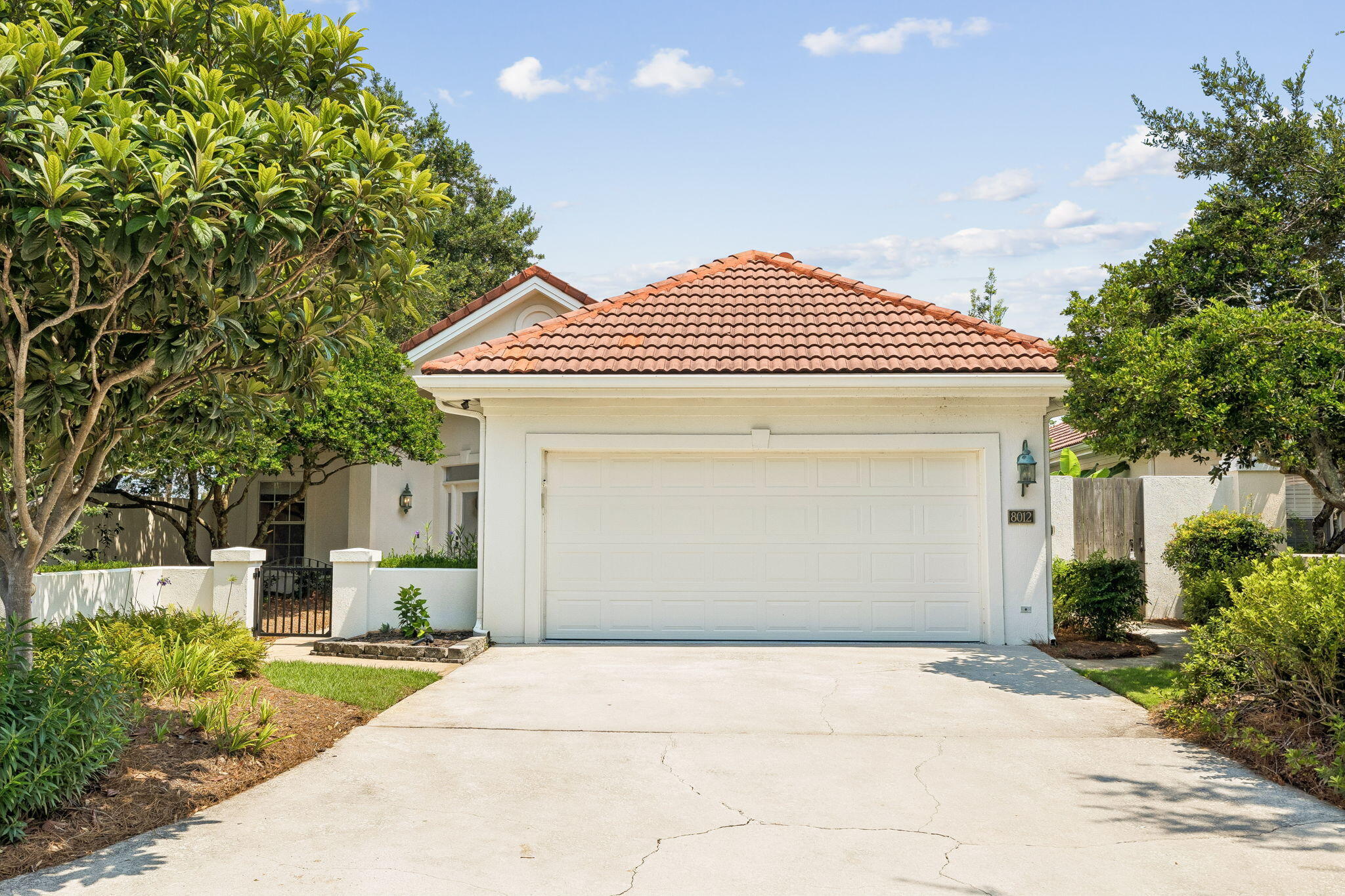 8012 Legend Creek Drive