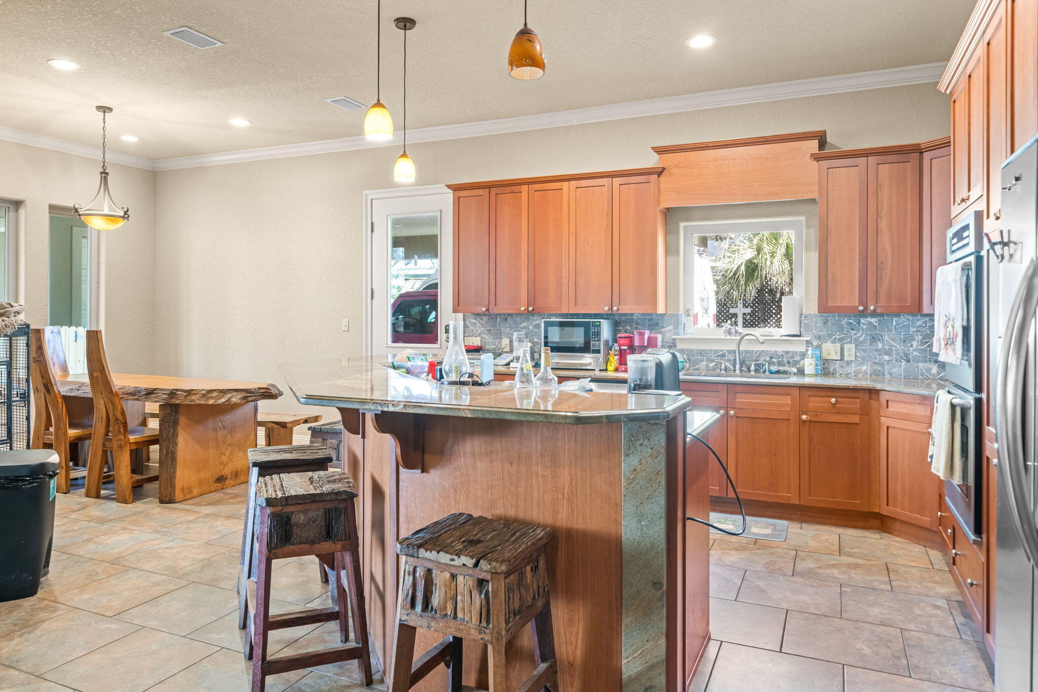 1551 E Nursery Road
