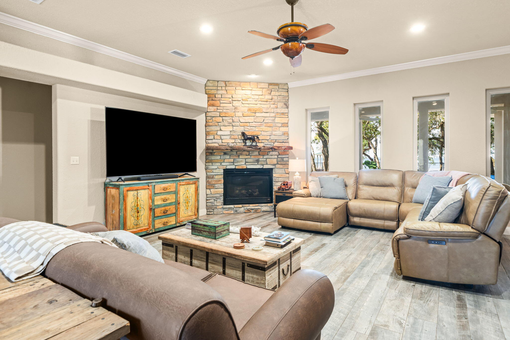 1551 E Nursery Road