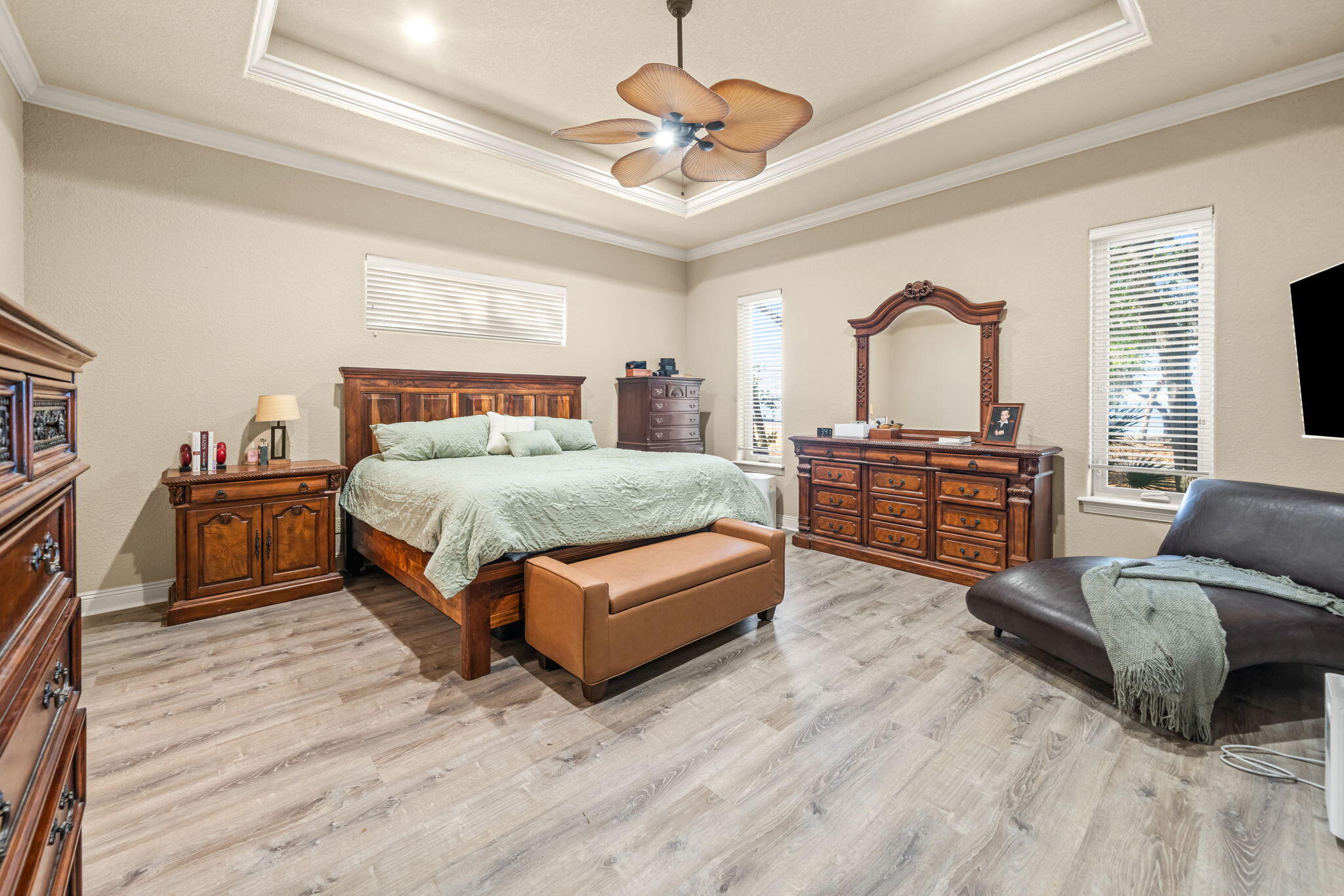 1551 E Nursery Road