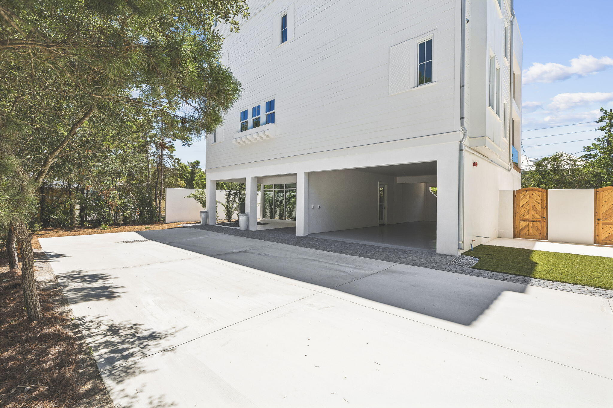 10785 E Co Highway 30A Street