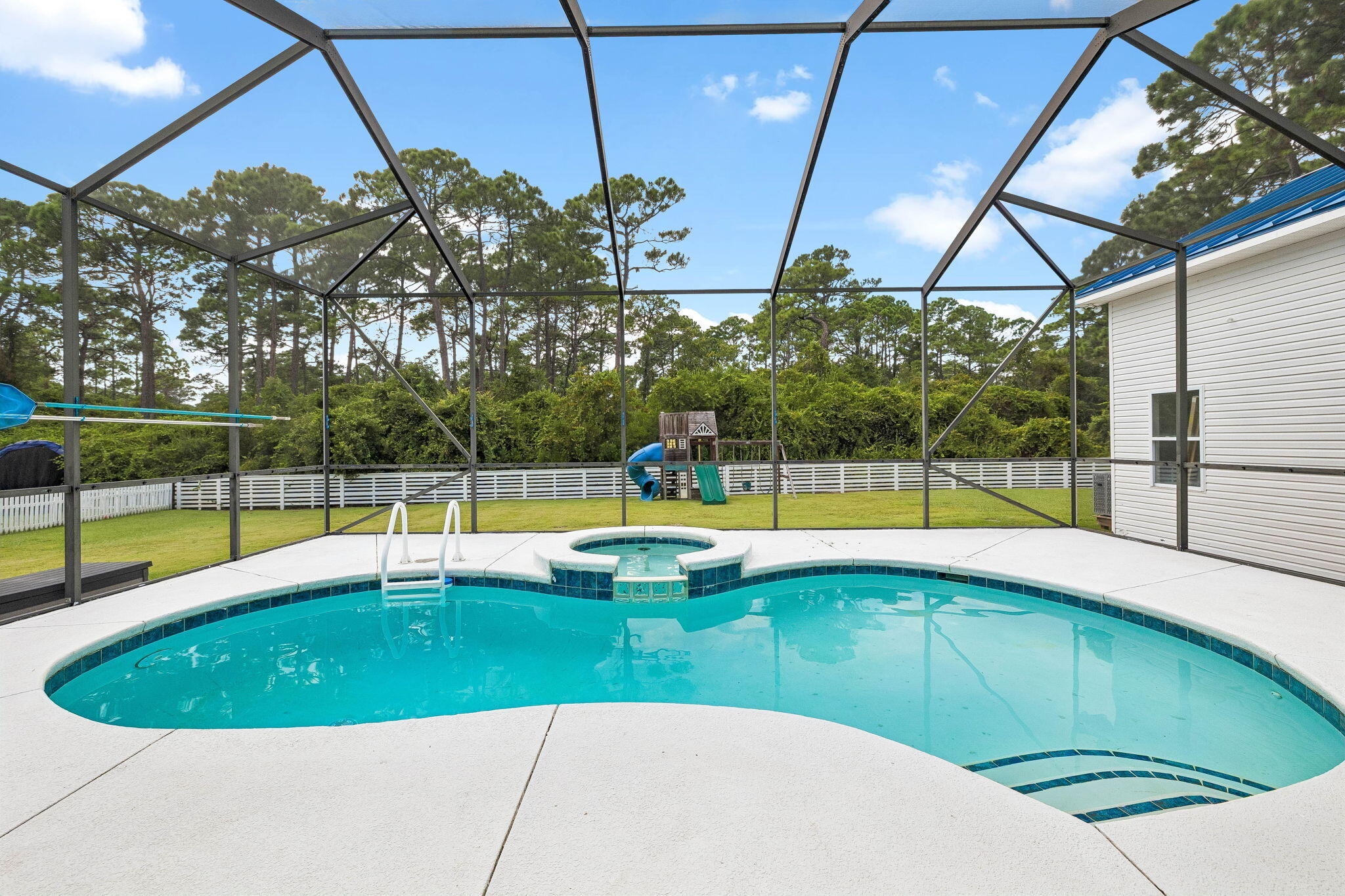 360 Tradewinds Drive