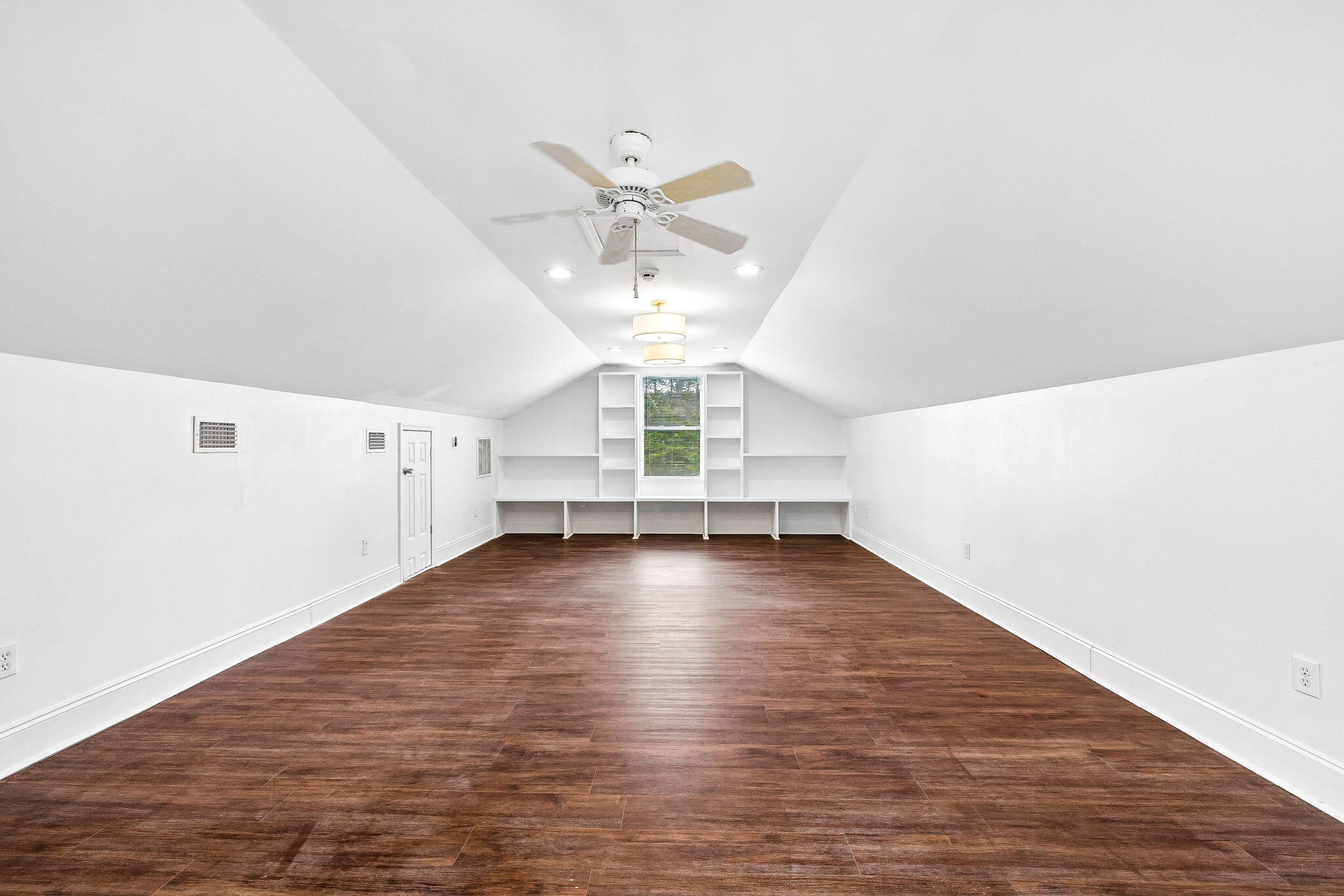 360 Tradewinds Drive