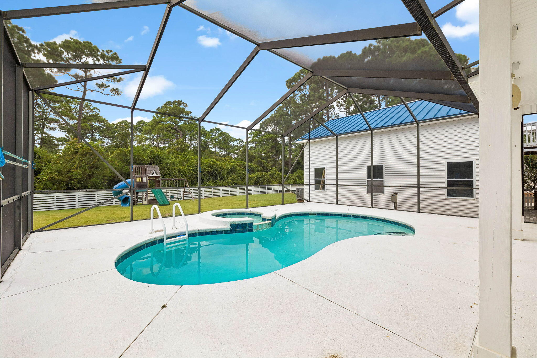360 Tradewinds Drive