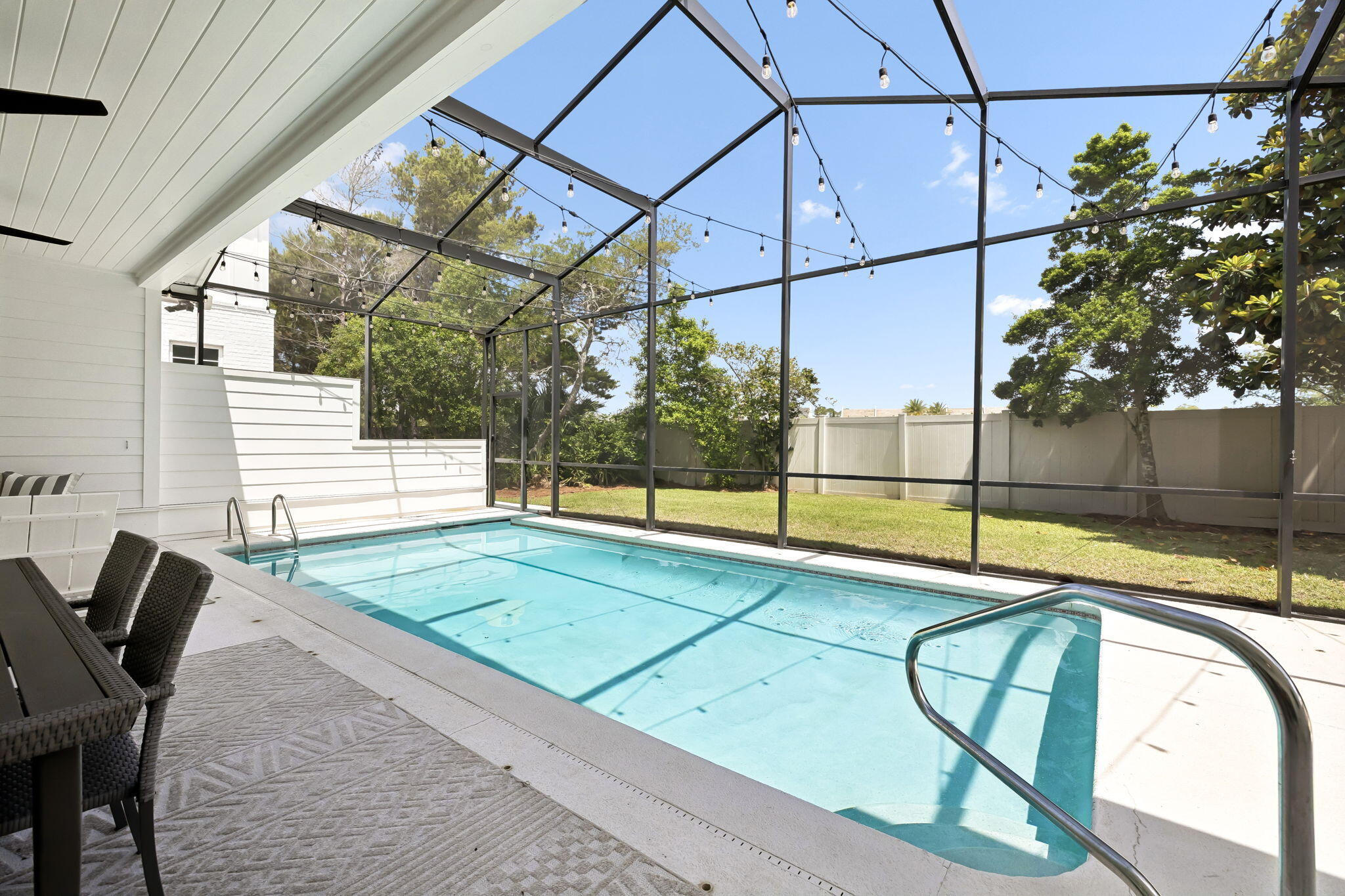 147 Walton Bonita Drive