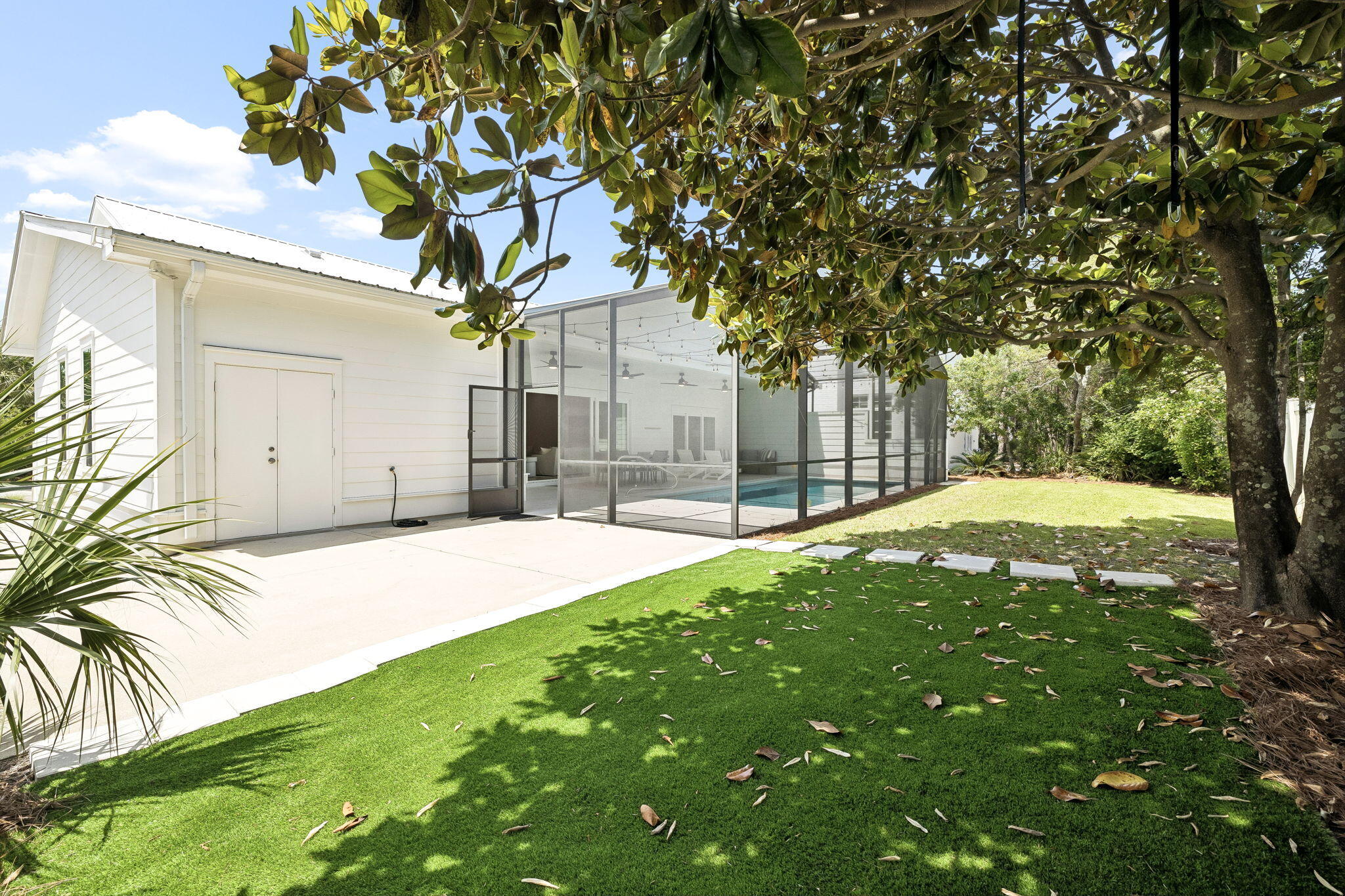 147 Walton Bonita Drive