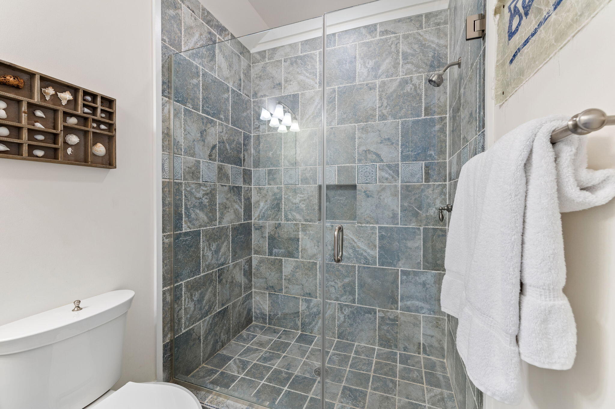 81 Western Lake Drive