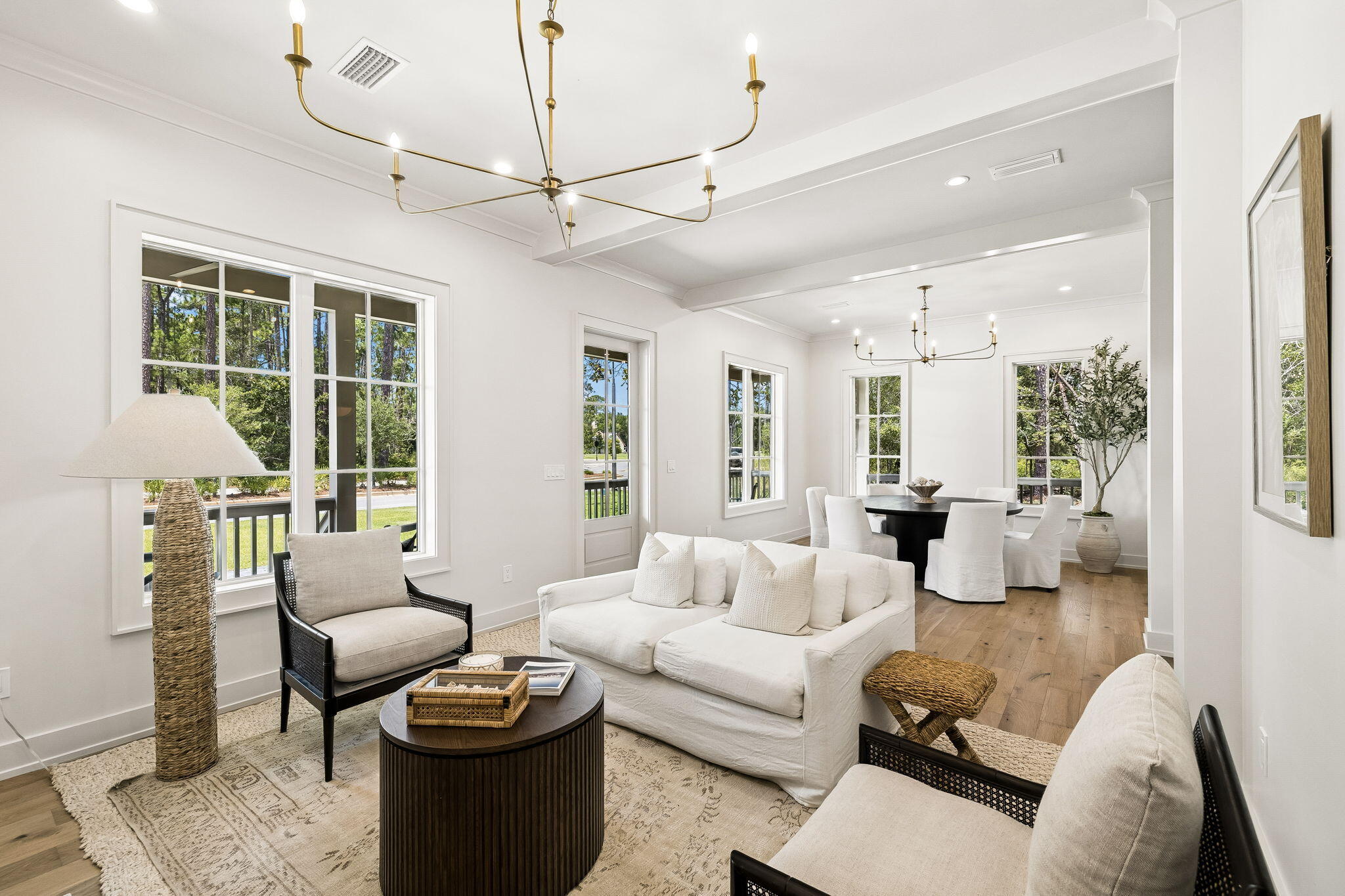 14 Glade Boulevard