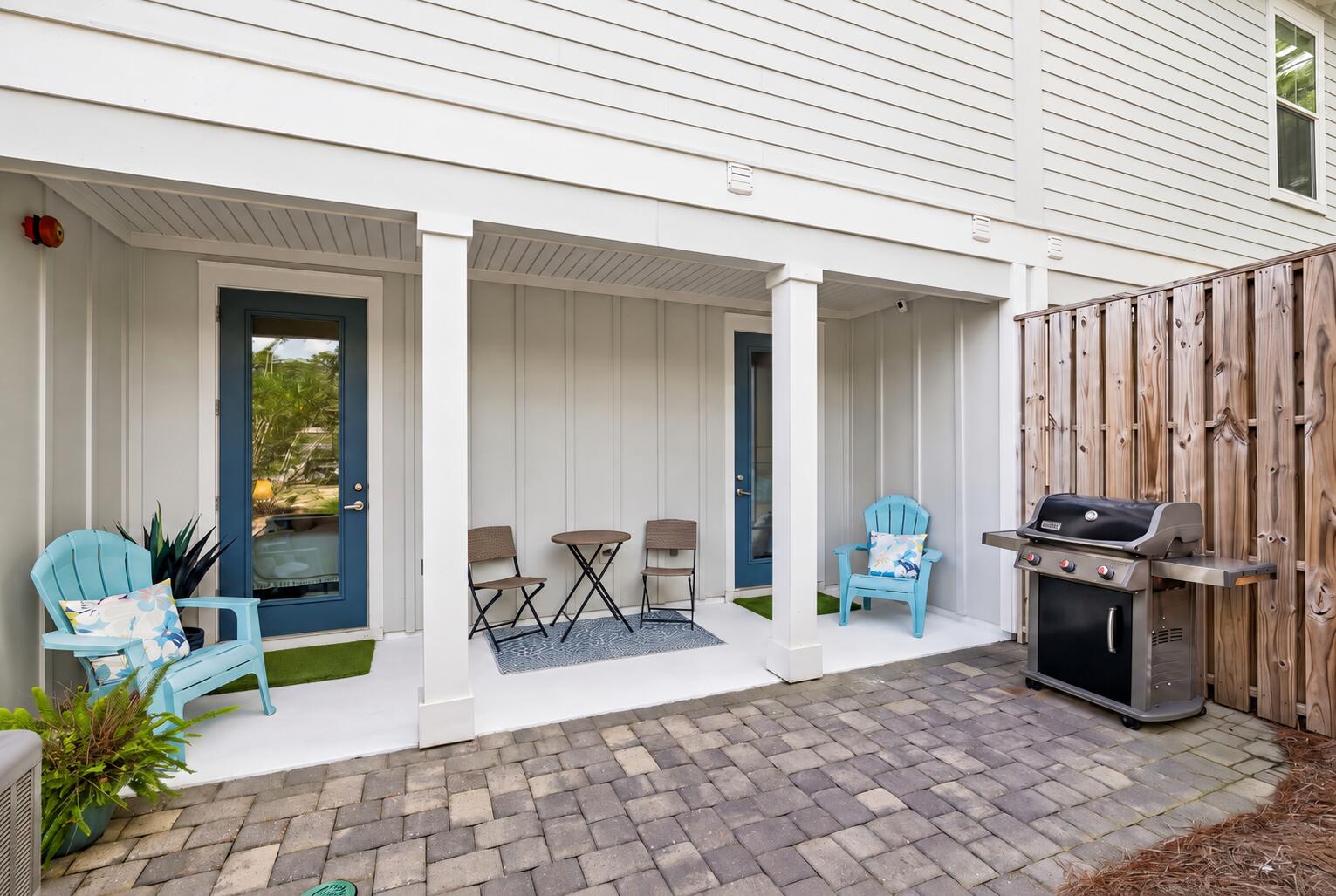4923 E County Highway 30A E104