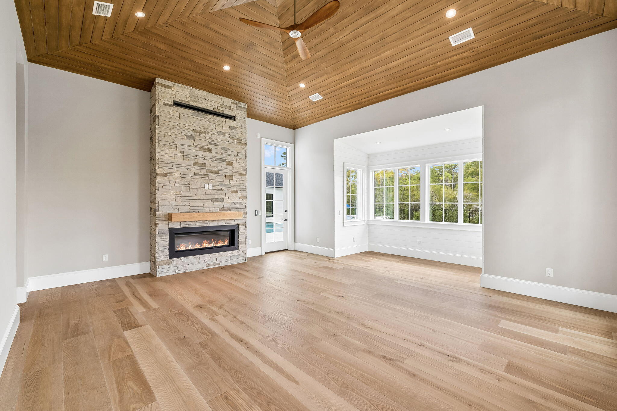 1060 Windsong Drive