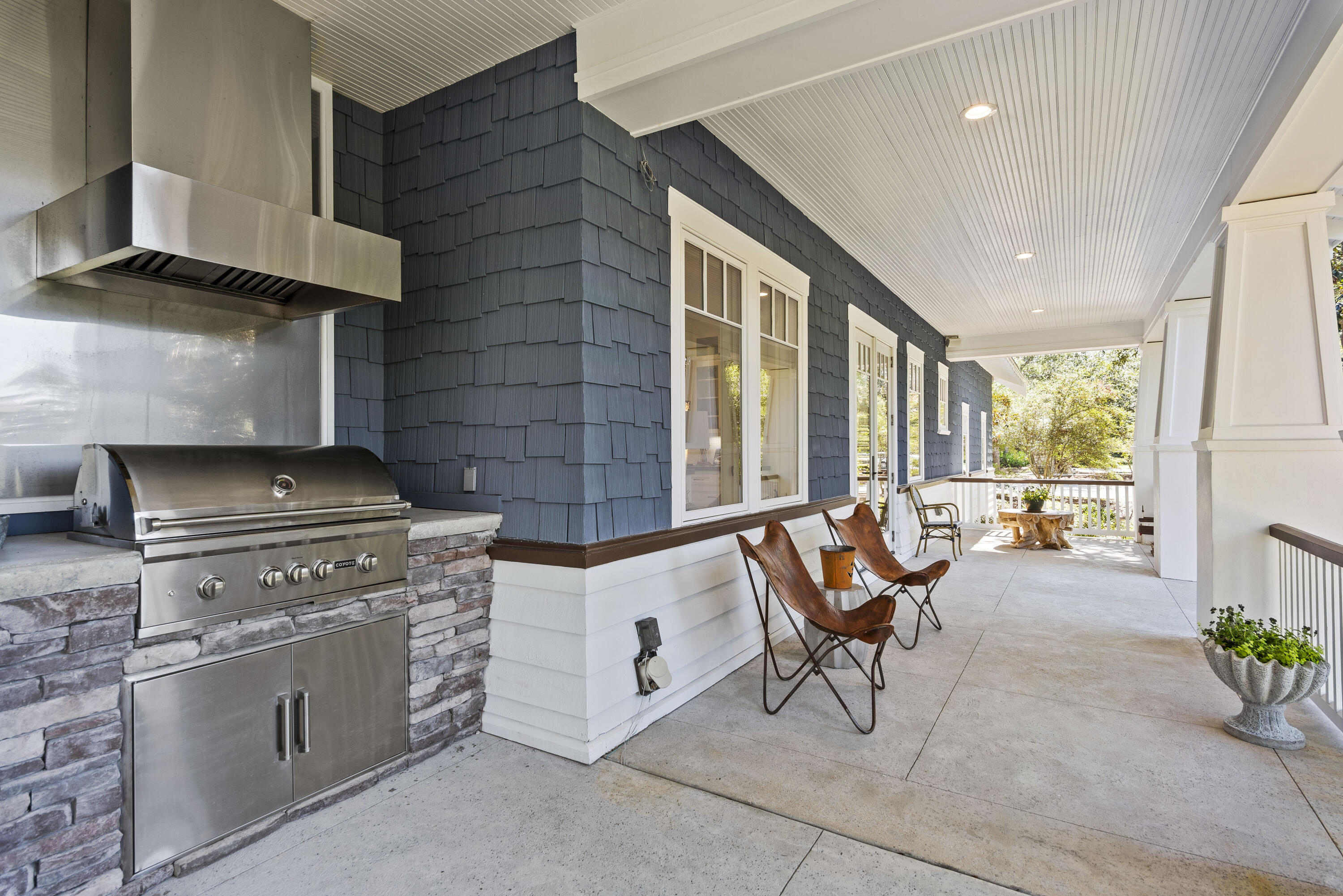 1201 Prospect Promenade