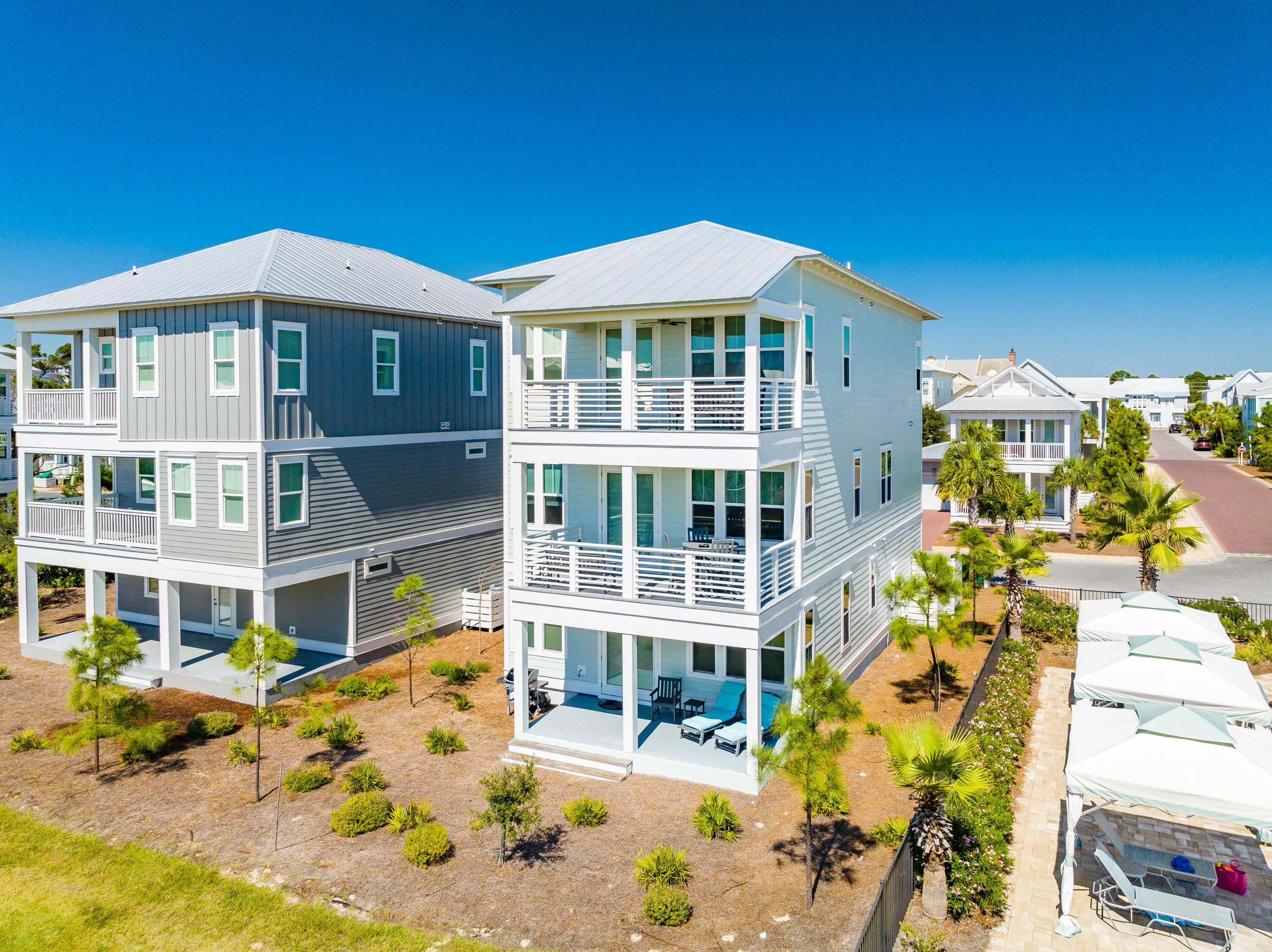 15 W Crabbing Hole Lane