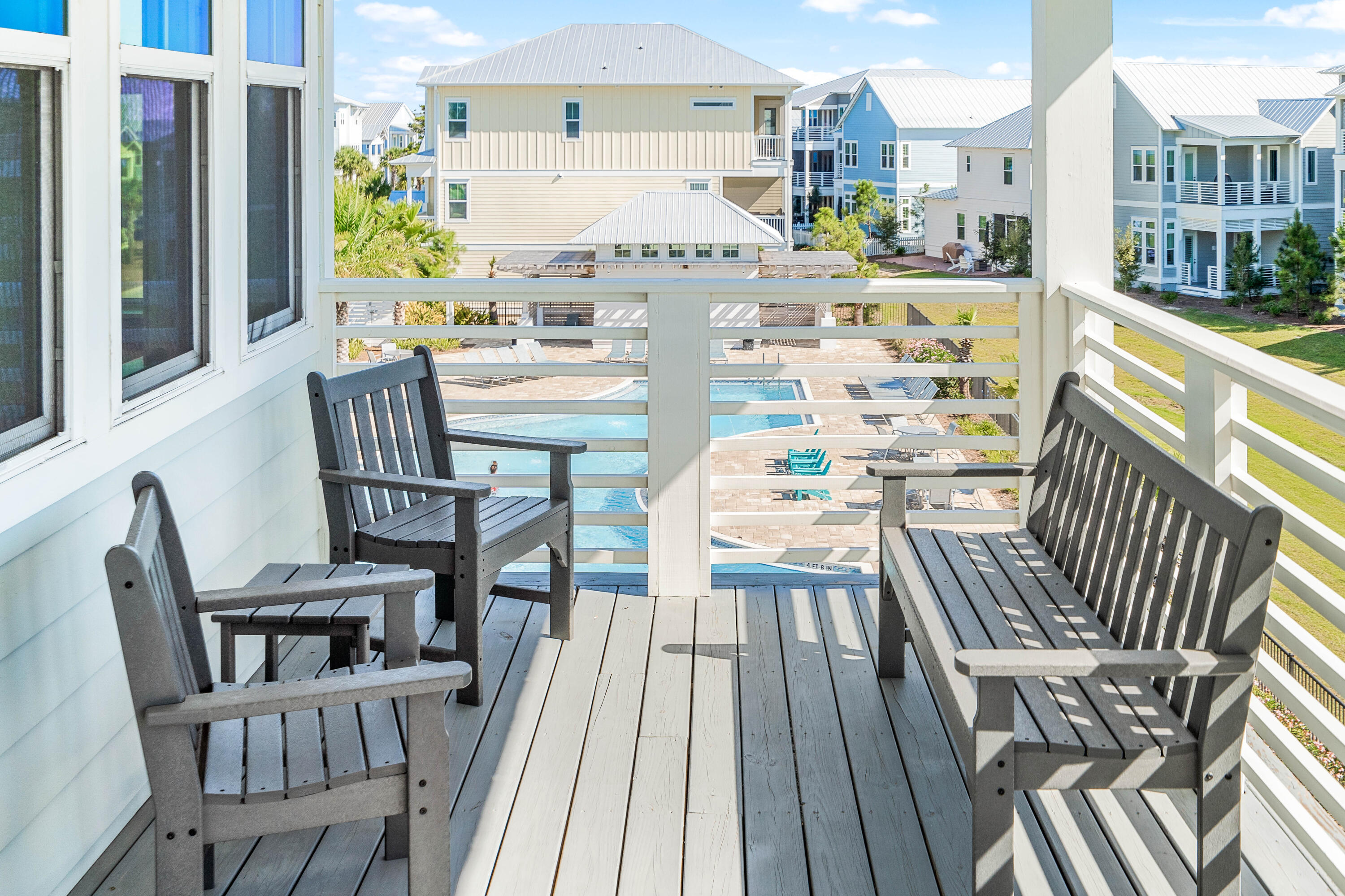 15 W Crabbing Hole Lane