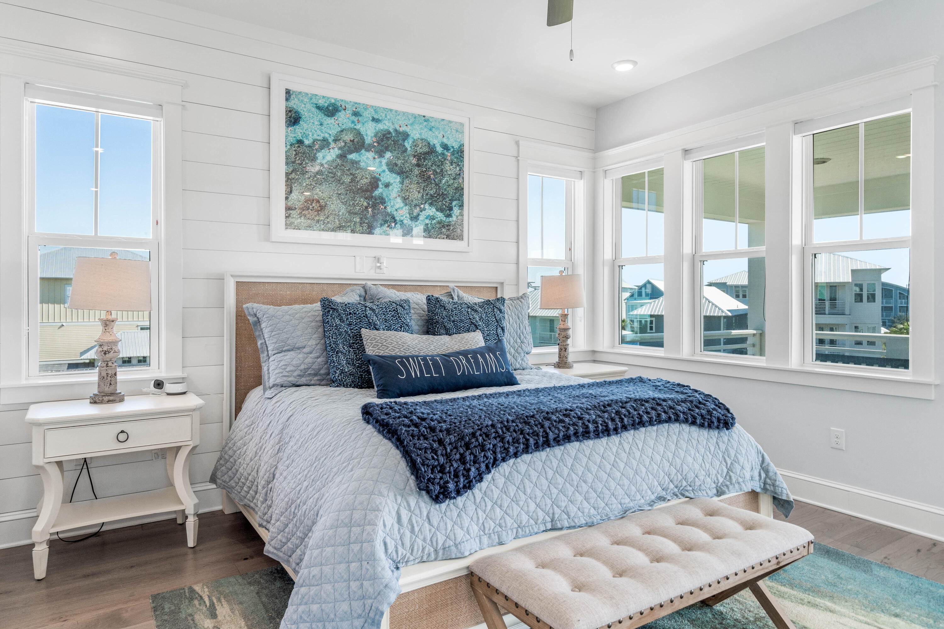 15 W Crabbing Hole Lane