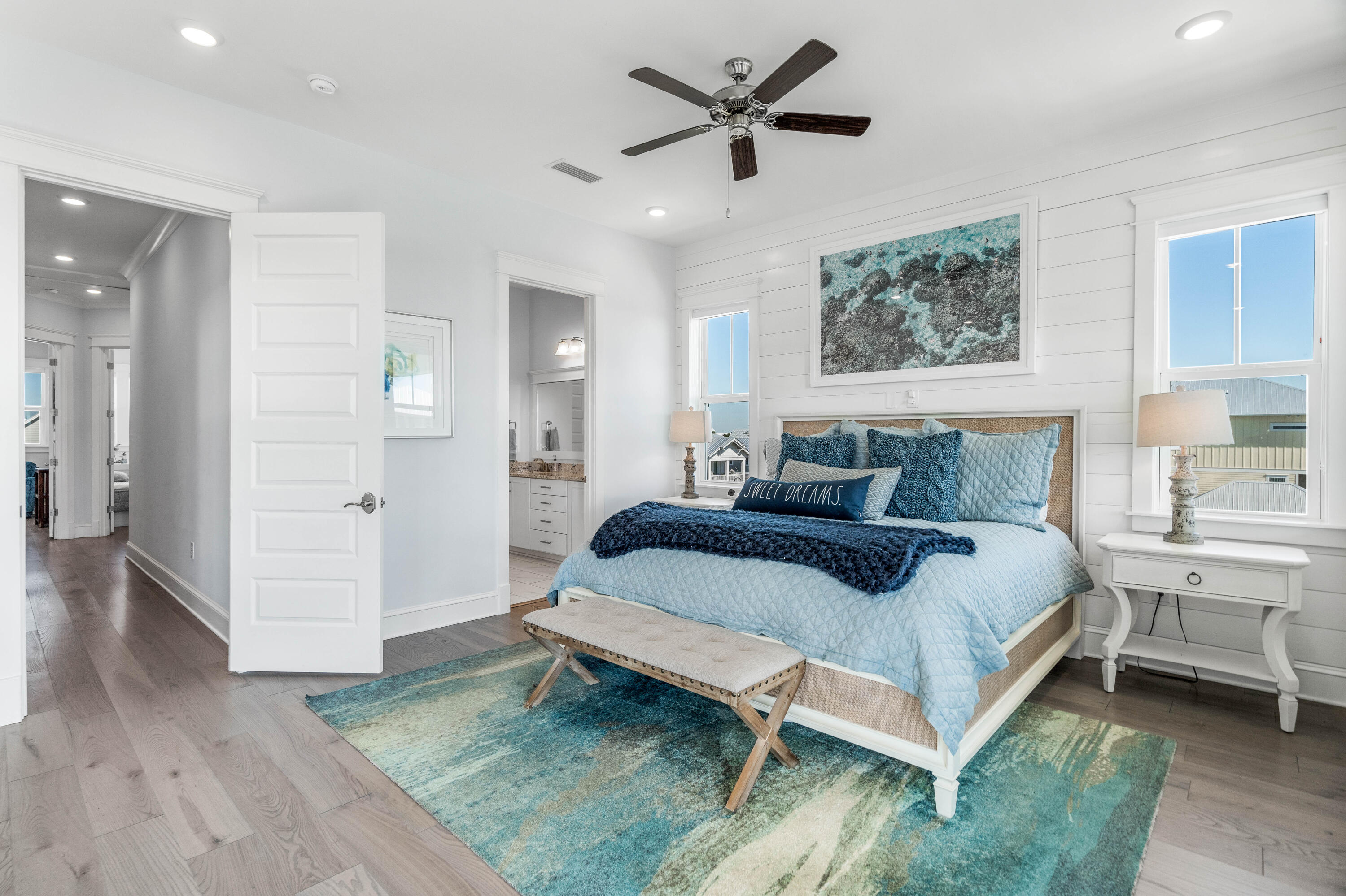 15 W Crabbing Hole Lane