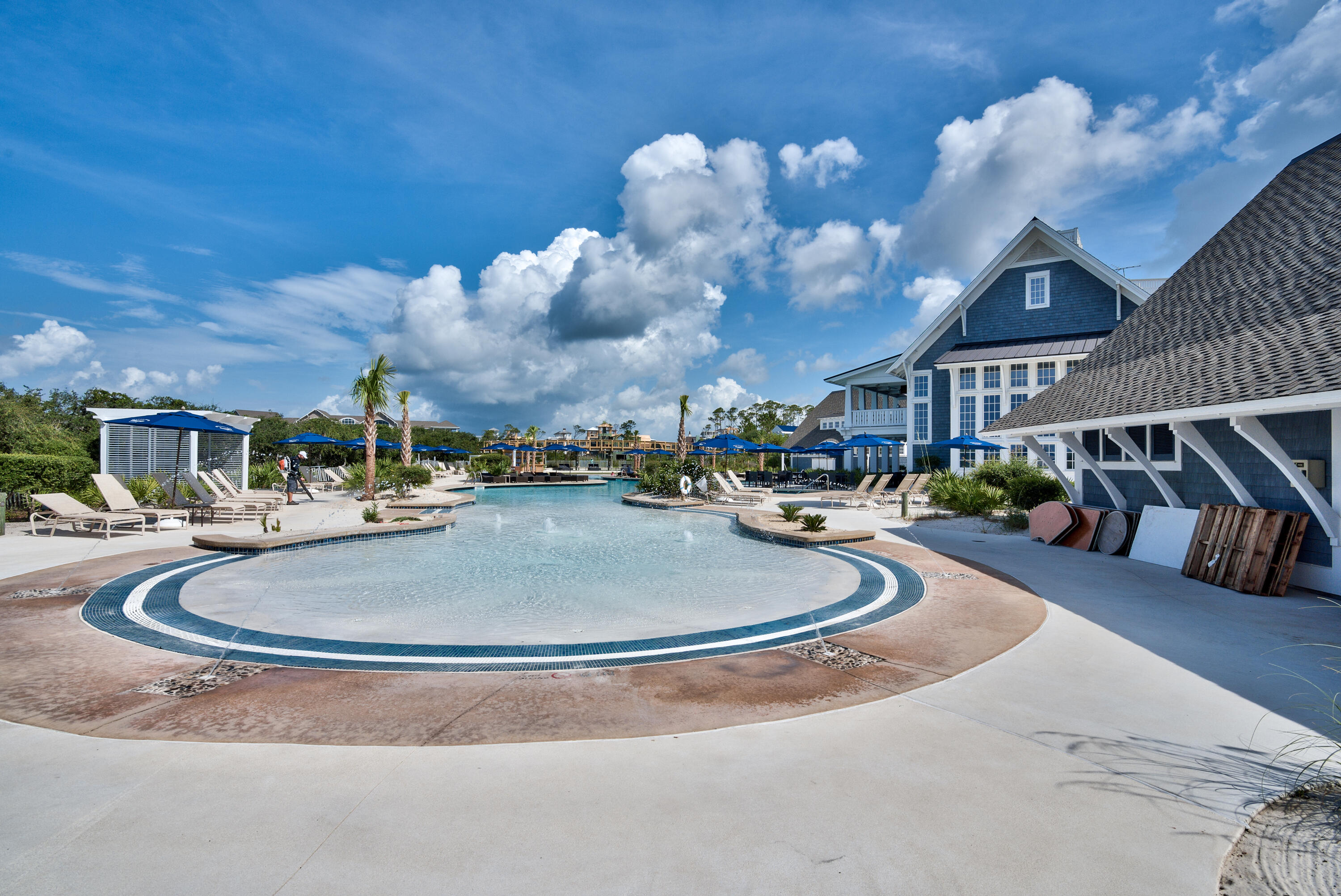 37 S Compass Point Way