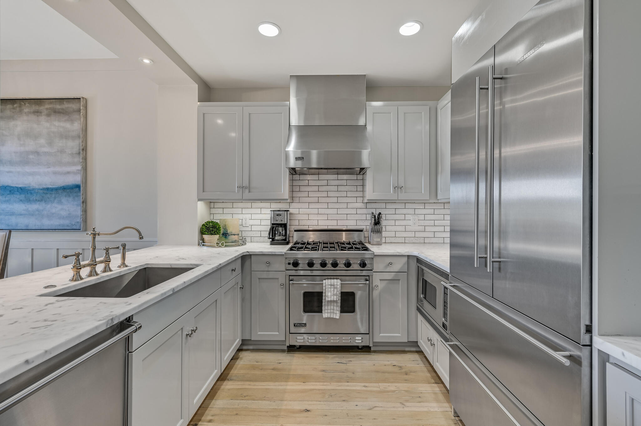 37 S Compass Point Way