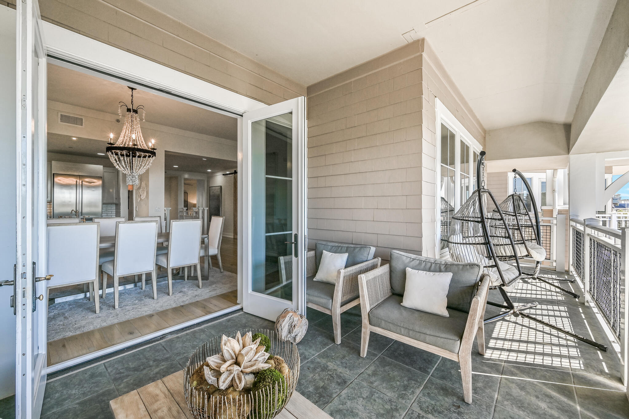 37 S Compass Point Way