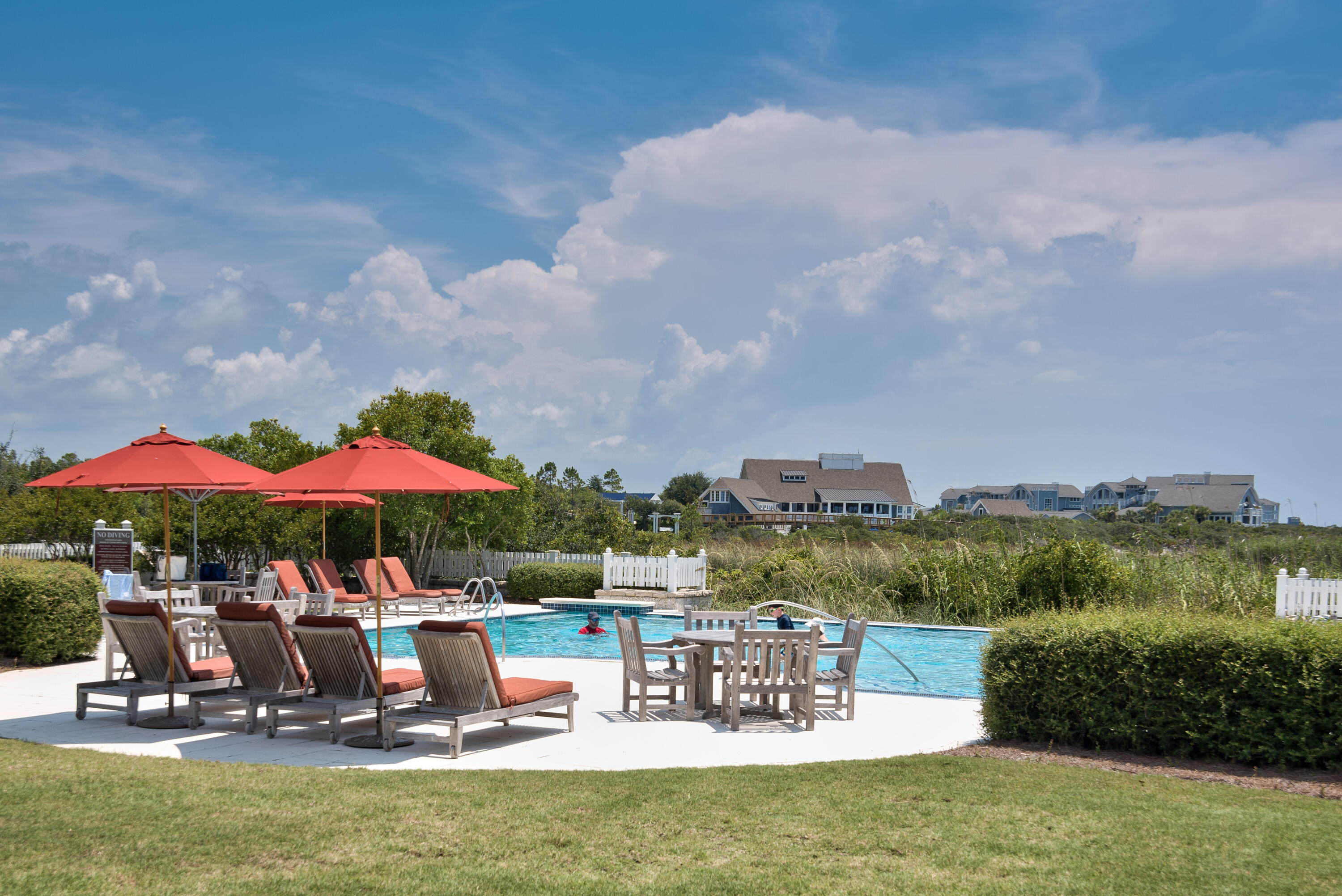 37 S Compass Point Way