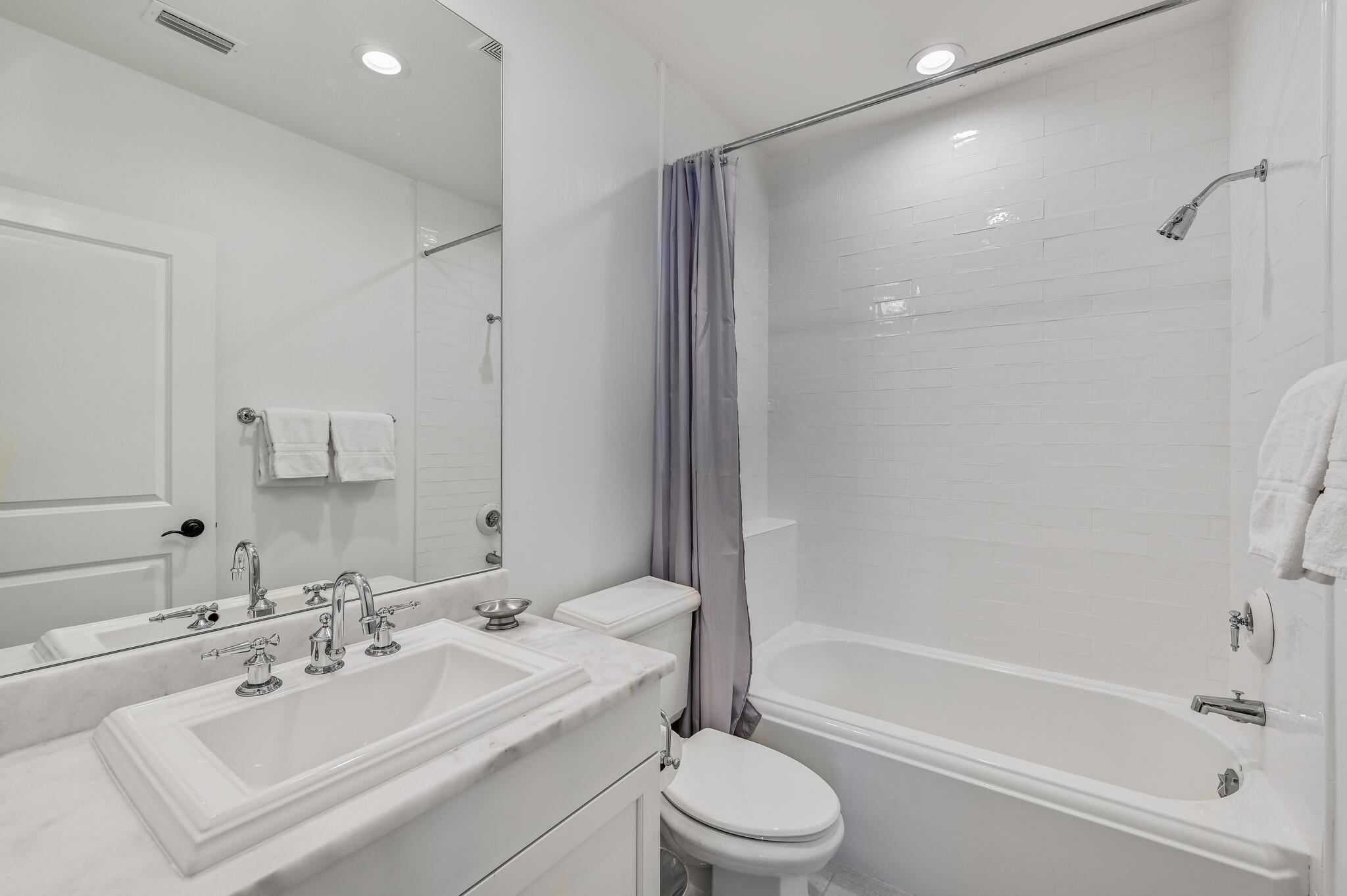 37 S Compass Point Way