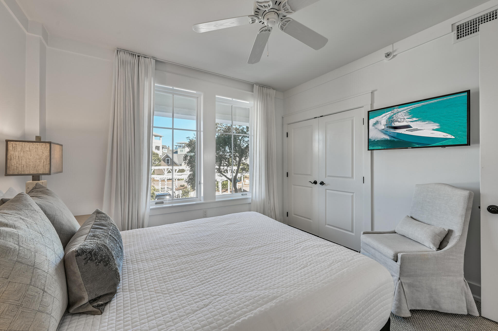 37 S Compass Point Way