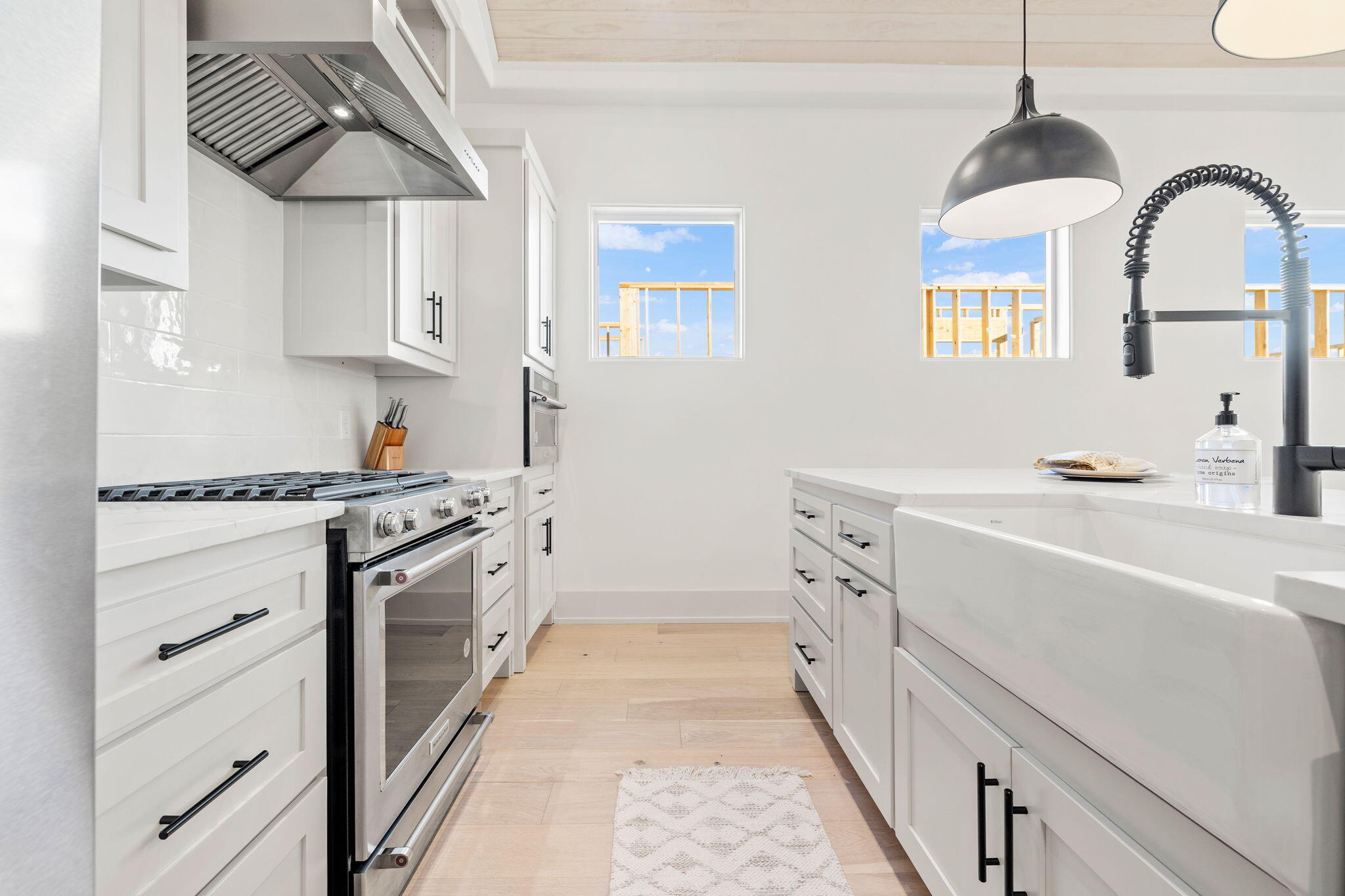 8747 N North Lagoon Drive