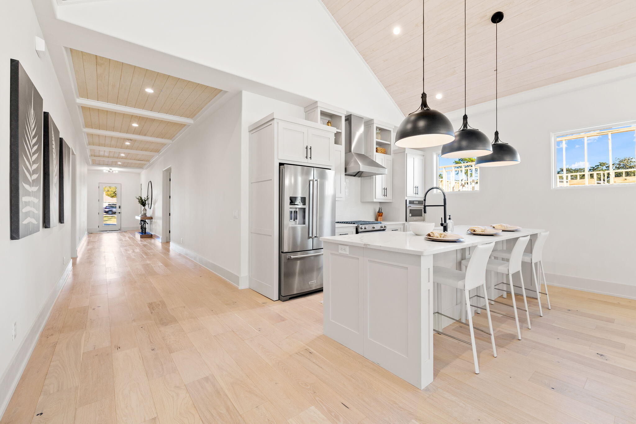 8747 N North Lagoon Drive