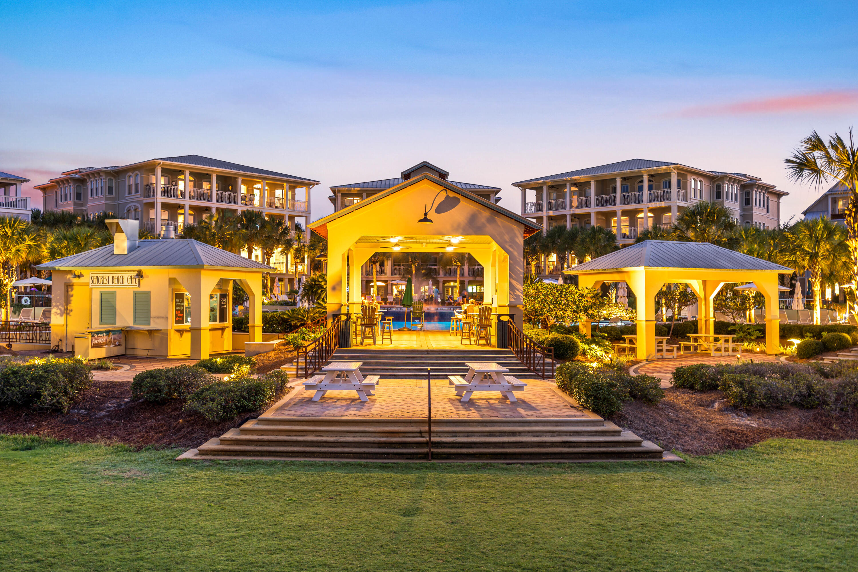 61 W Seacrest Beach Boulevard