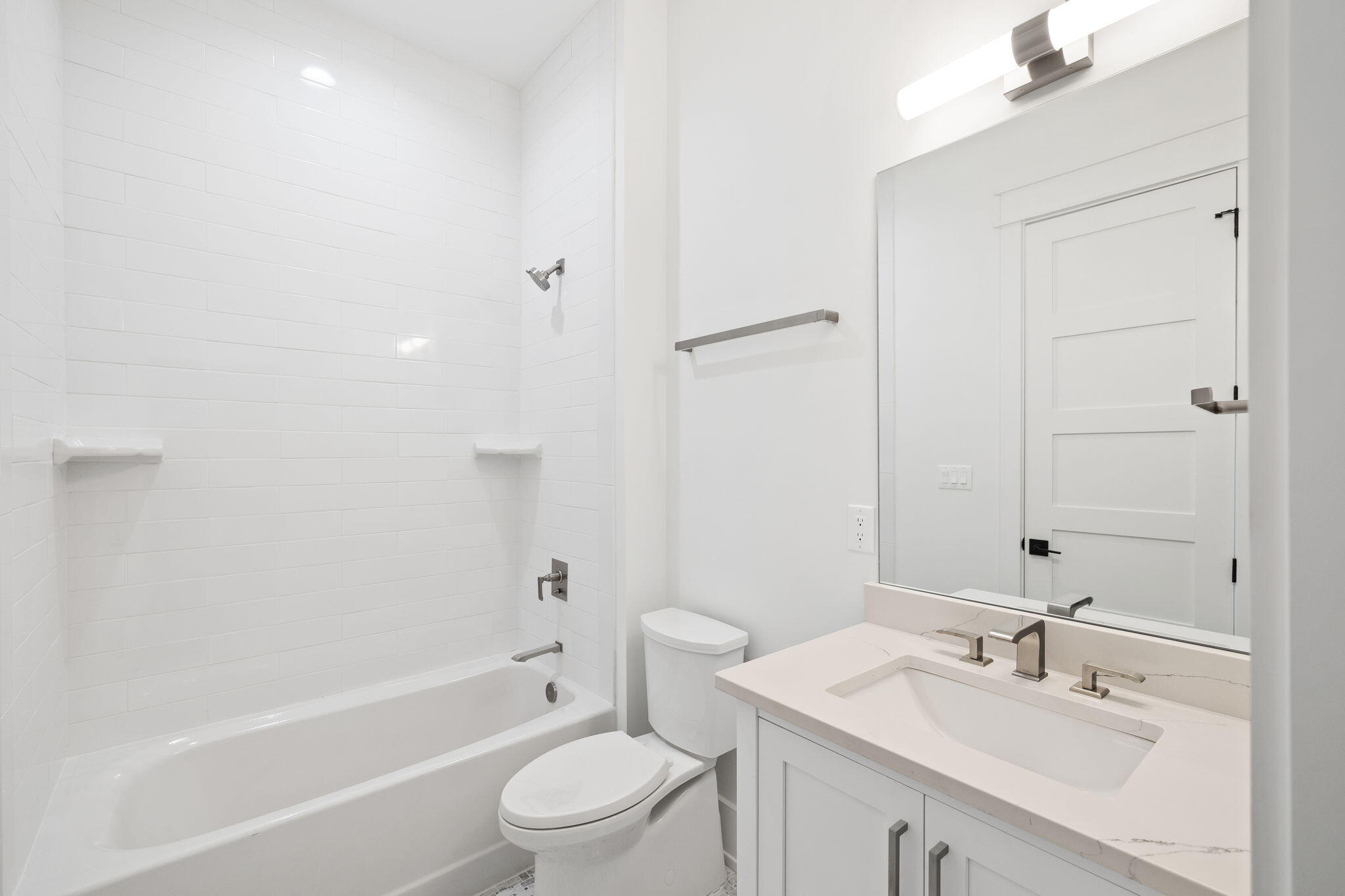 8077 E County Hwy 30A