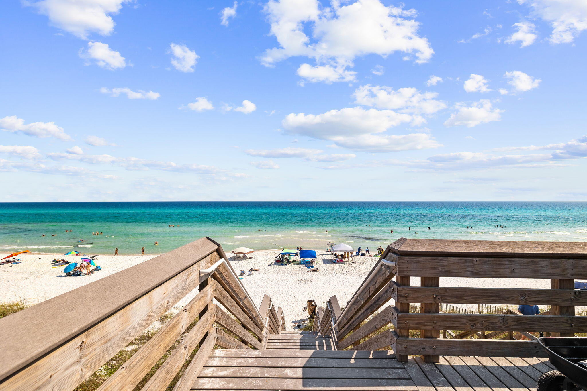 8077 E County Hwy 30A