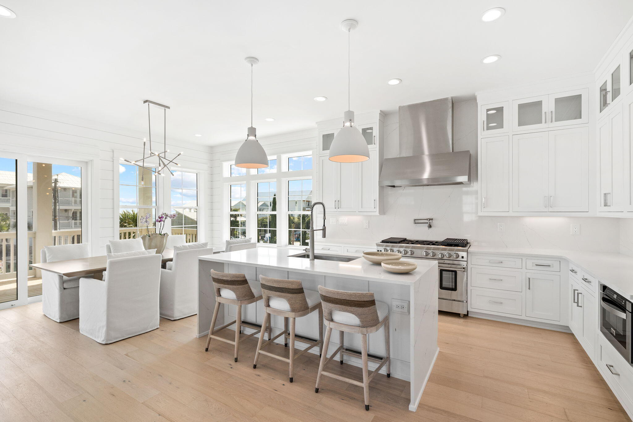 8077 E County Hwy 30A