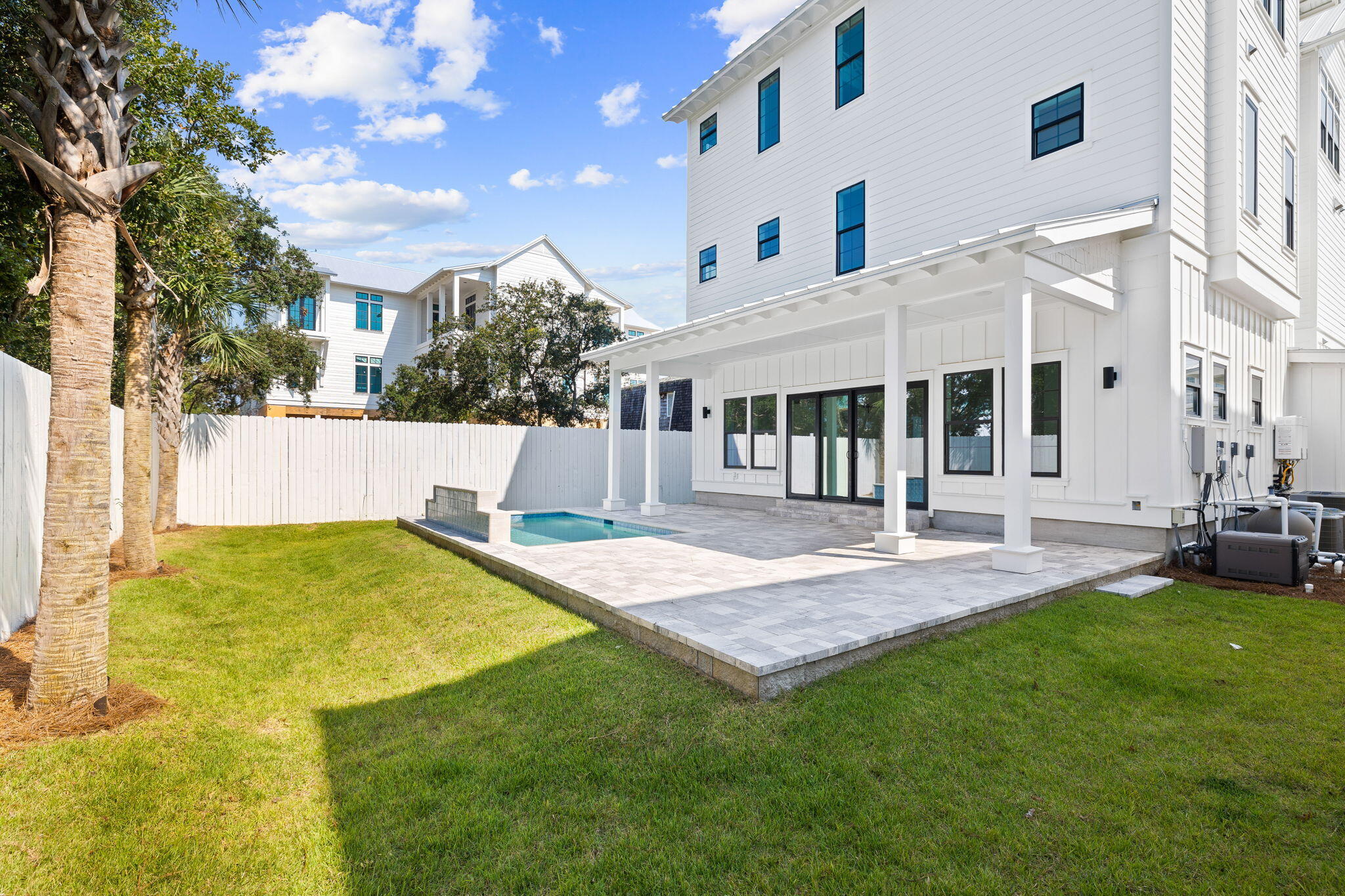 8077 E County Hwy 30A