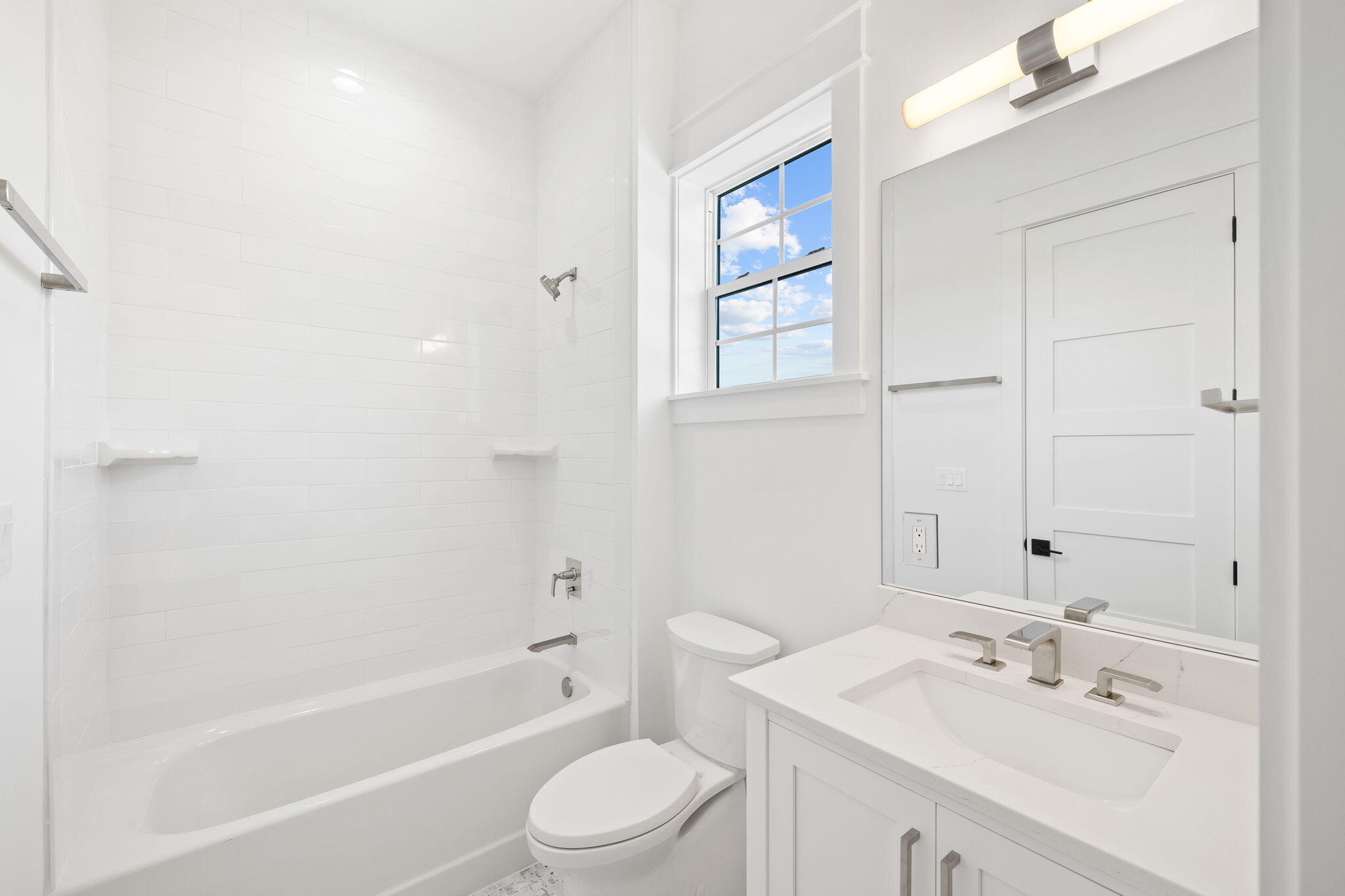 8077 E County Hwy 30A