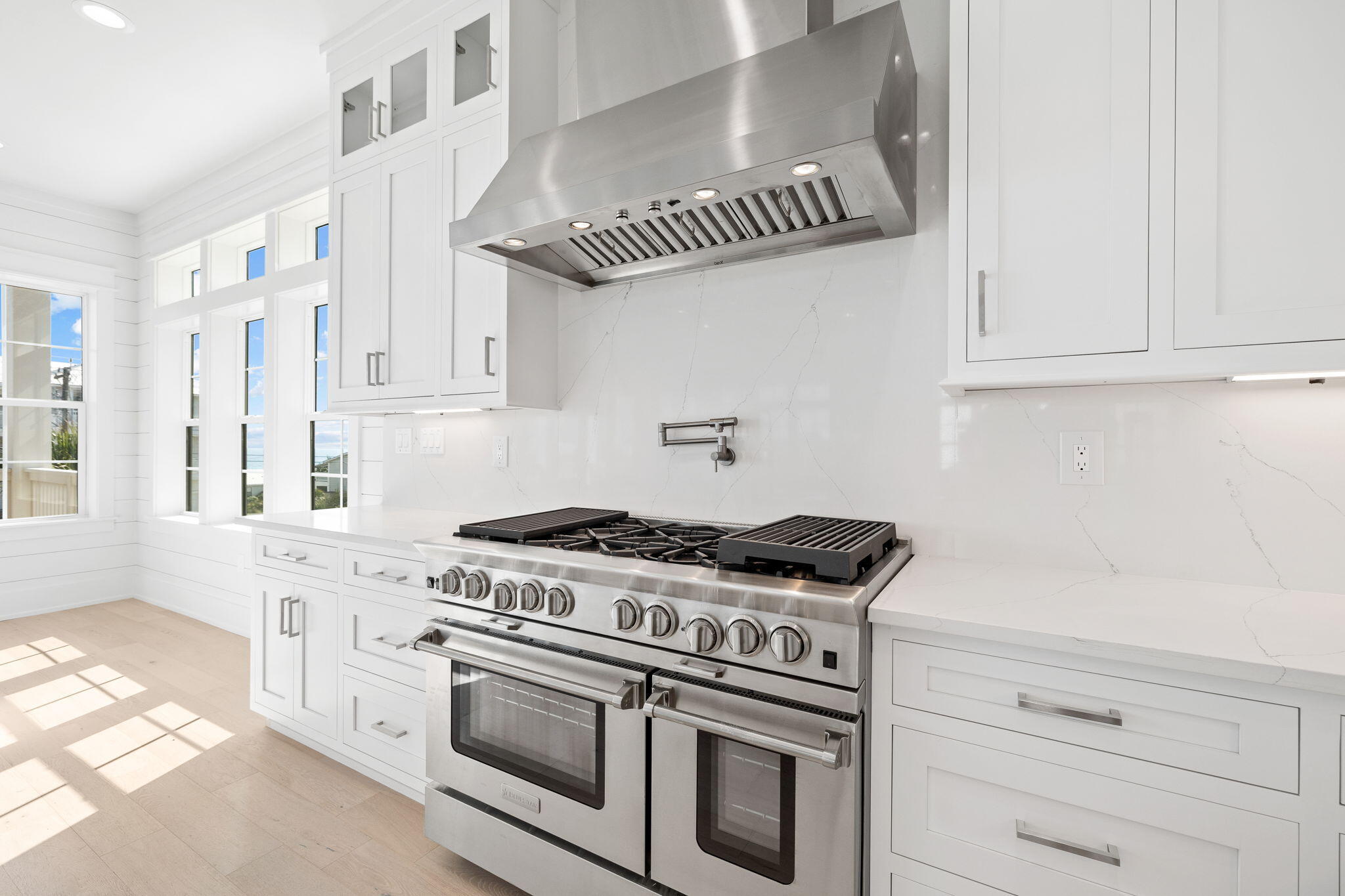 8077 E County Hwy 30A