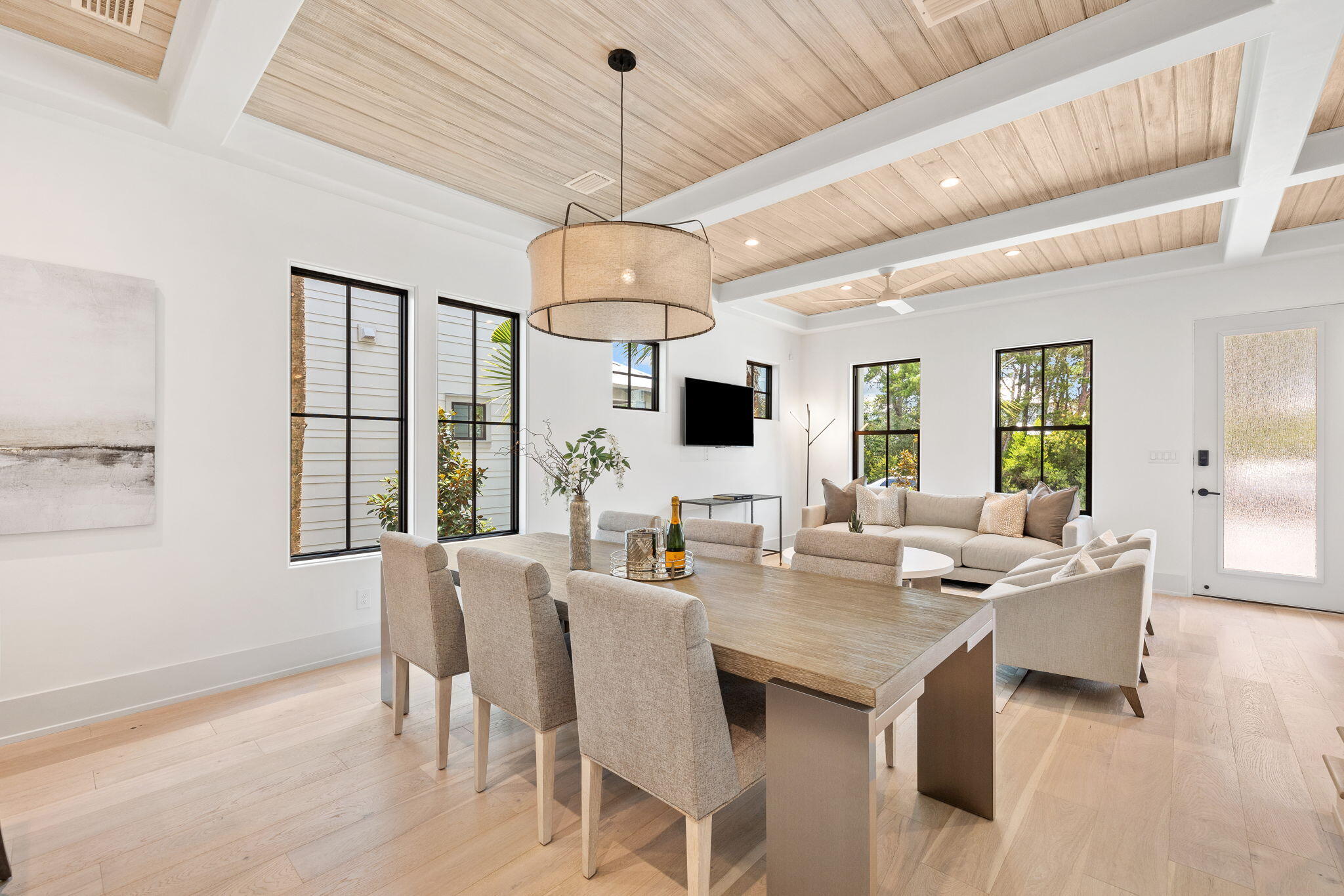 64 Grande Pointe Drive